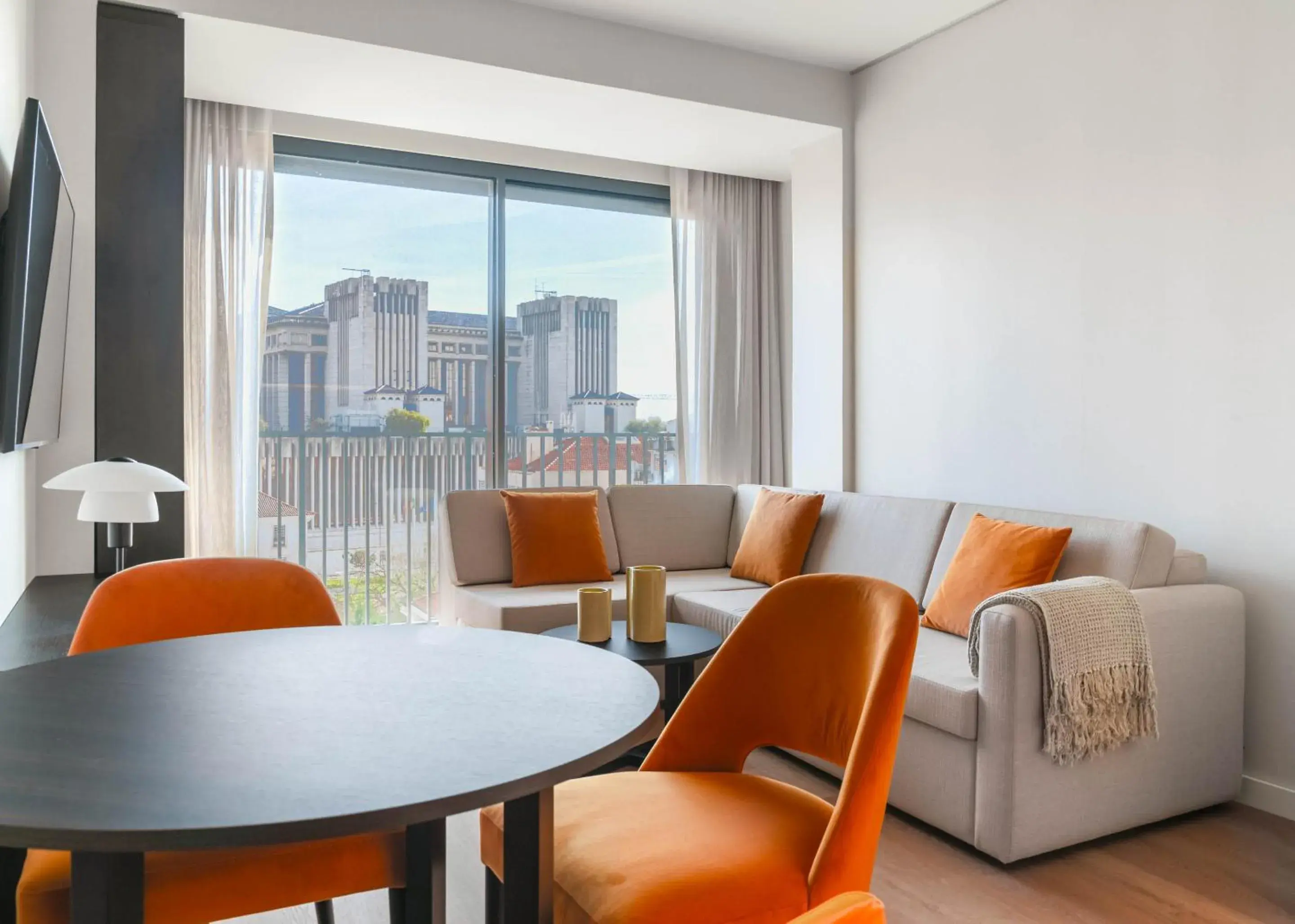 One-Bedroom Comfort Apartment with Sofa Bed in Limehome Lisbon Defensores de Chaves One-Bedroom Comfort Apartment with Sofa Bed in Limehome Lisbon Defensores de Chaves