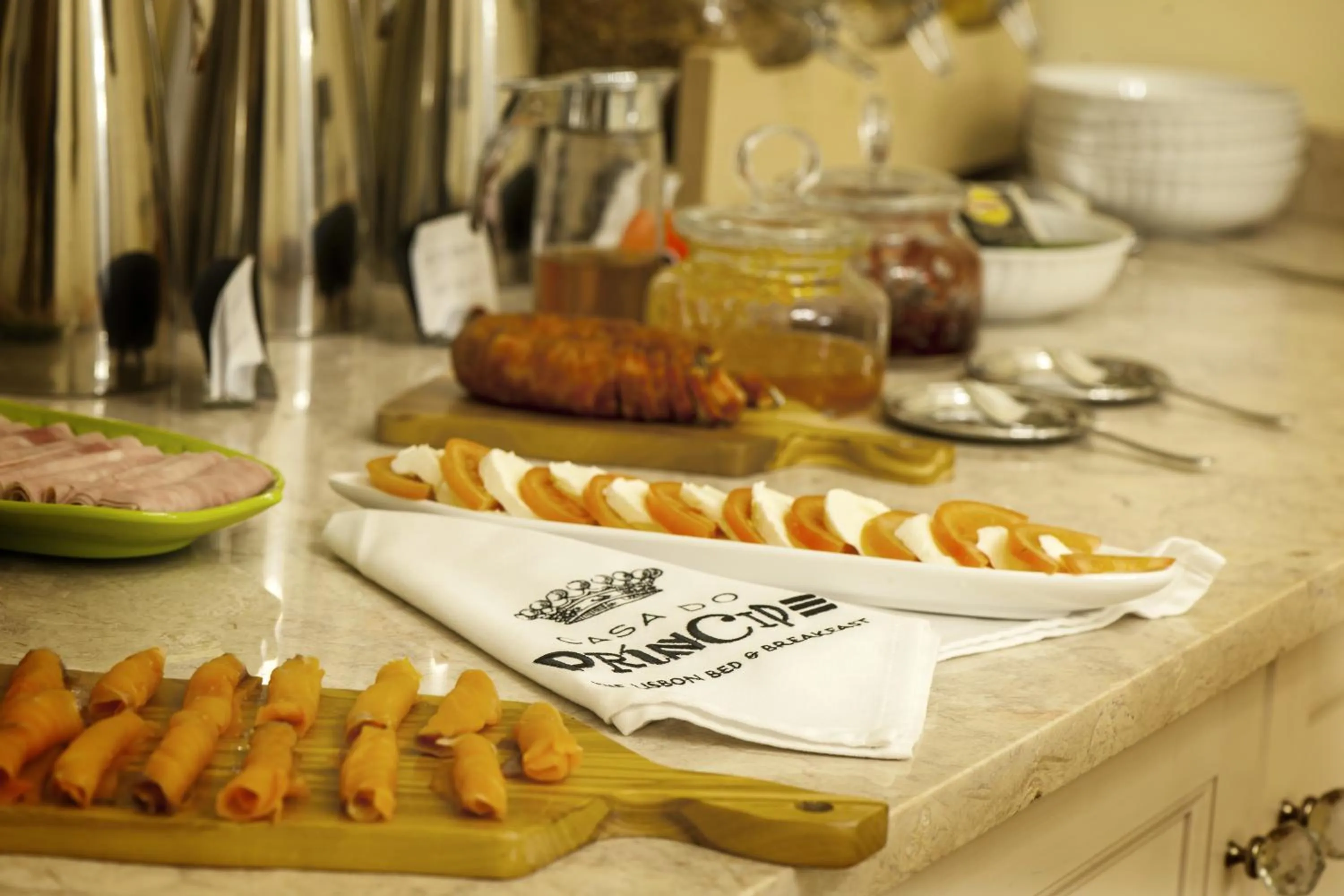 Buffet breakfast in Casa do Principe