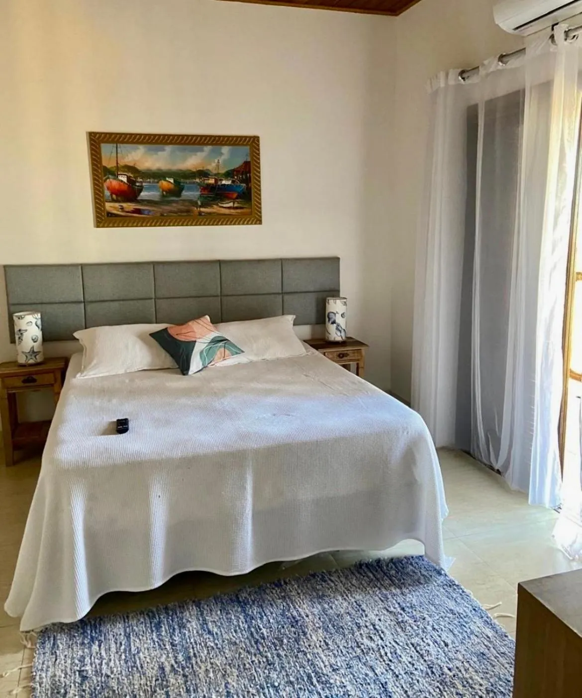 Bed in Mar Egeu Arte & Pouso