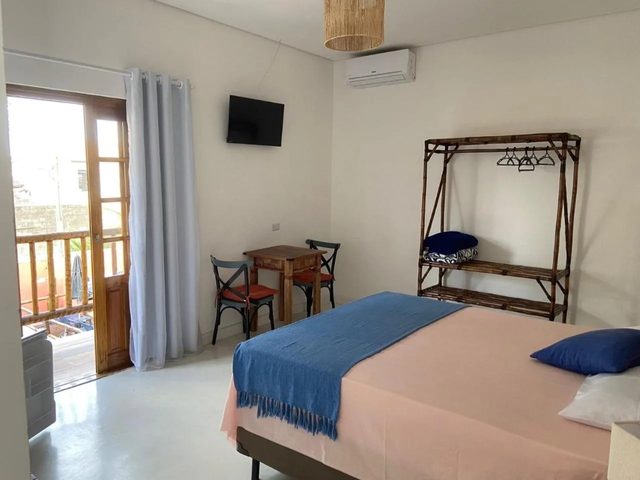 Bed in Mar Egeu Arte & Pouso