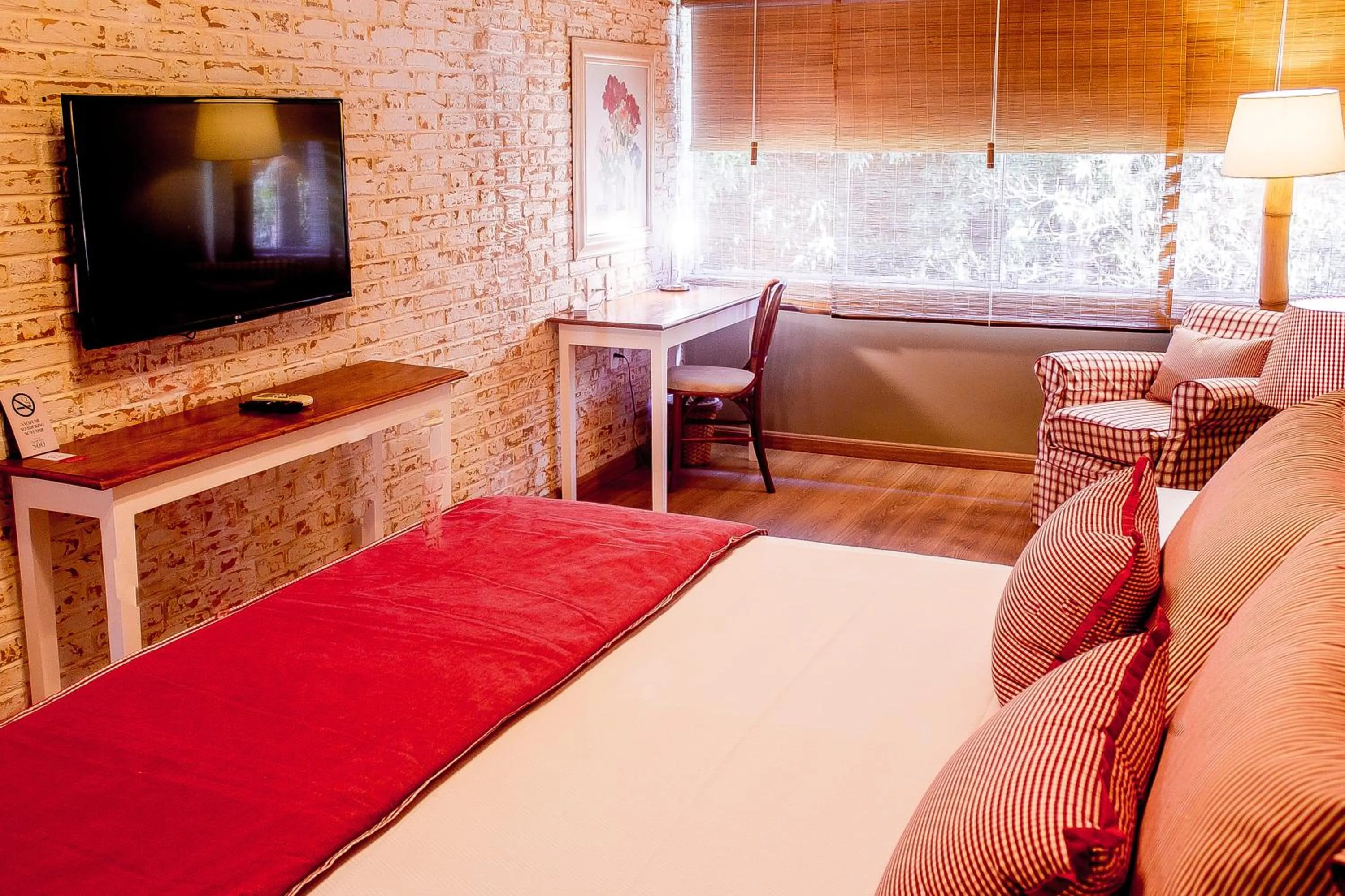 Photo of the whole room, Bed in Hotel Resort e Golfe Clube dos 500