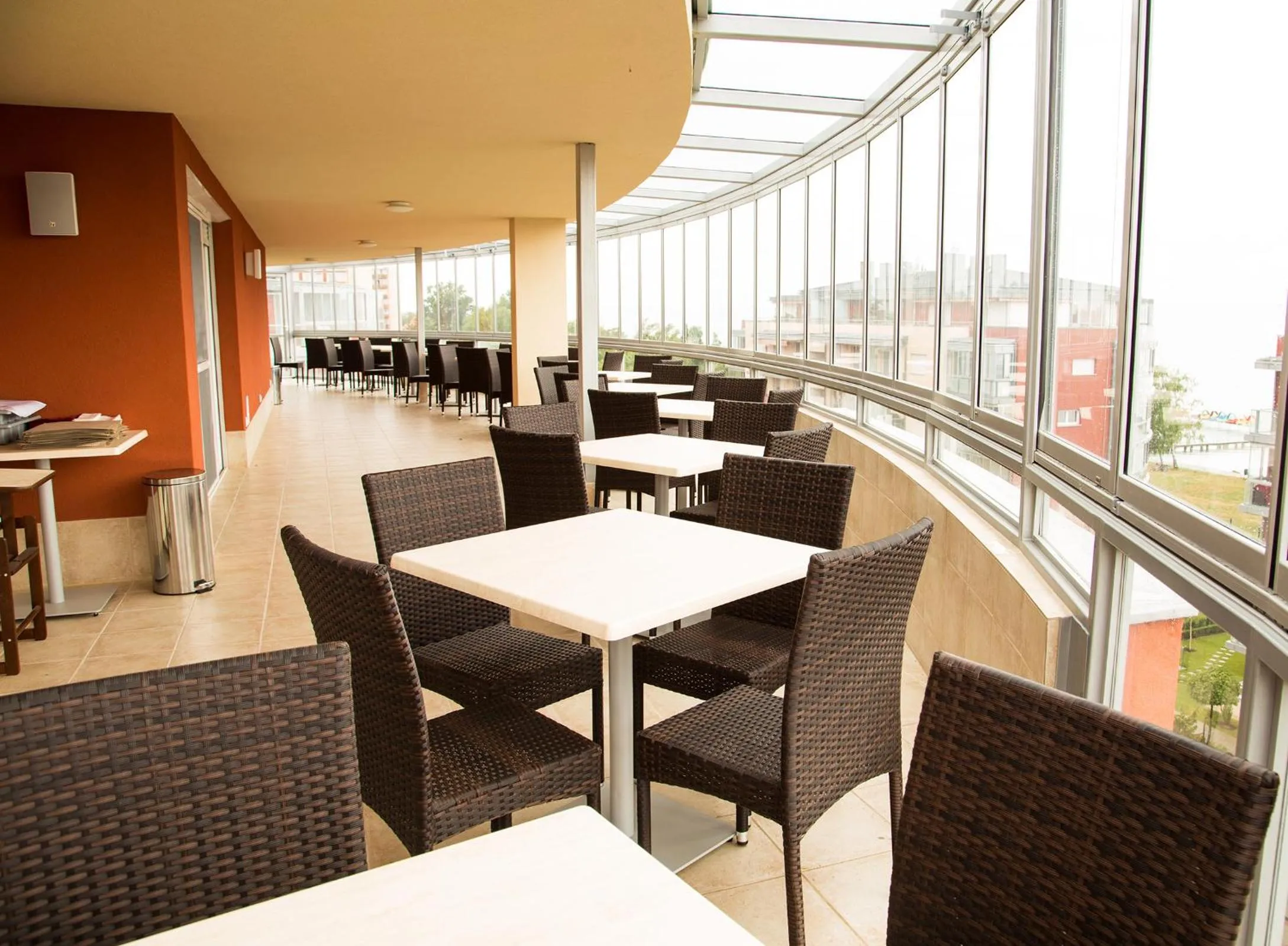 Restaurant/places to eat in Luxury Hotel Siófok