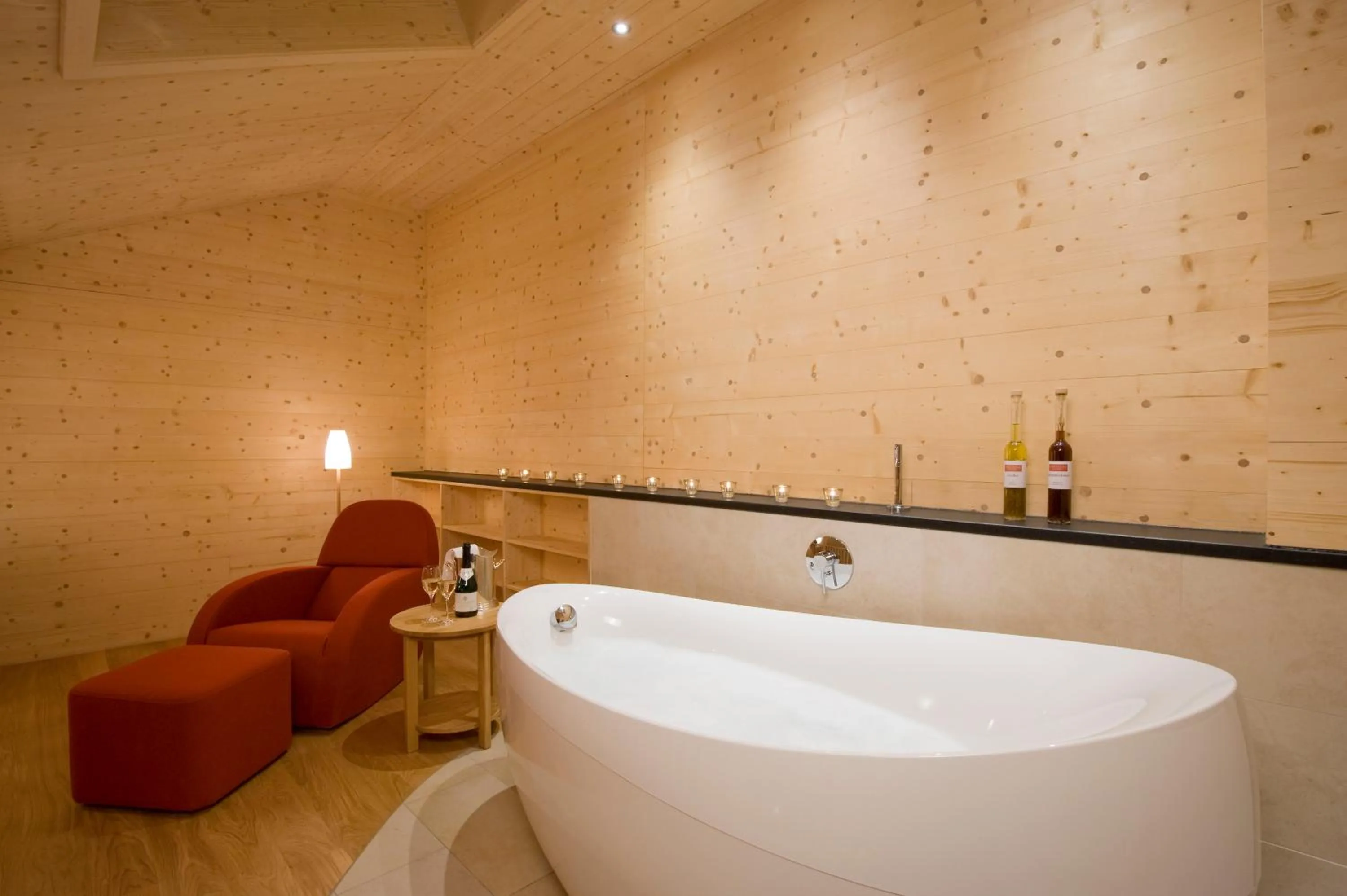 Photo of the whole room in Biohotel Mattlihüs