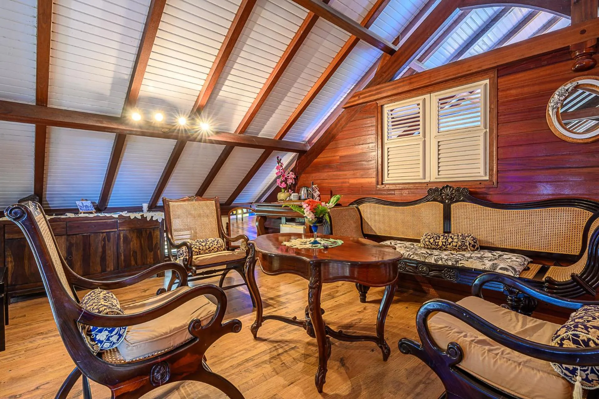 Library in Bed and breakfast Riviere