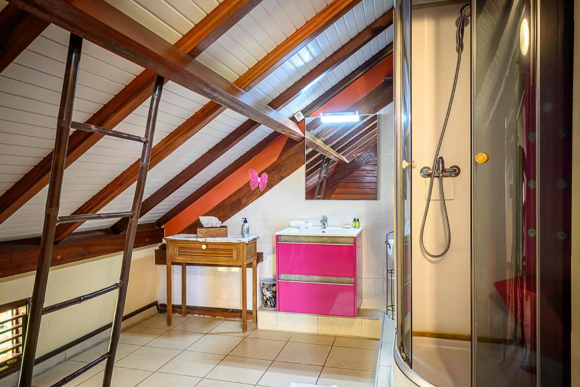 Shower in Bed and breakfast Riviere