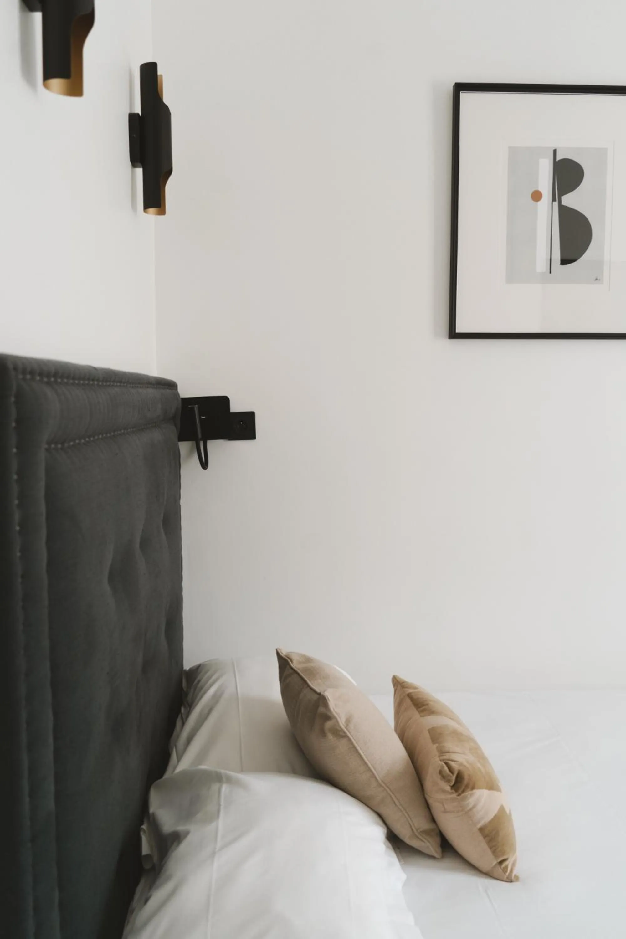 Bed in Hôtel des Beaux Arts