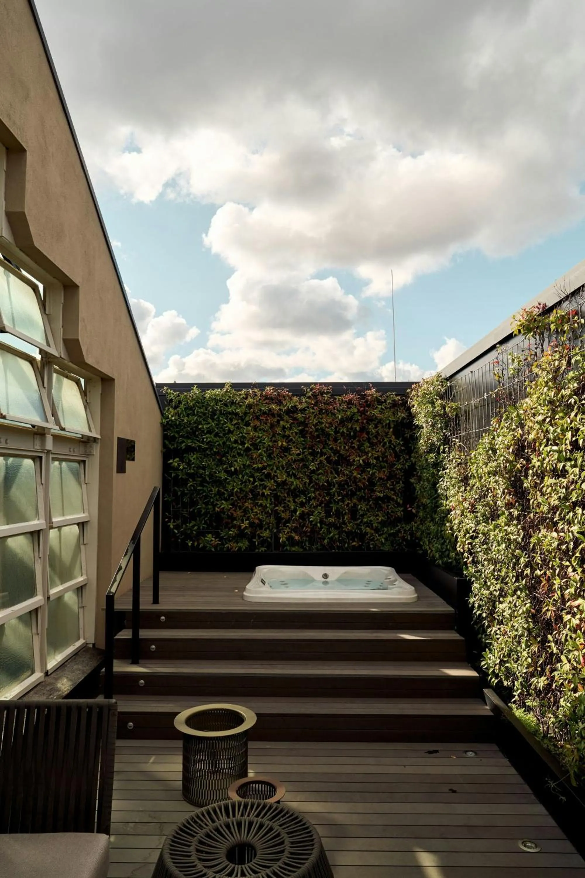 Photo of the whole room in W Amsterdam