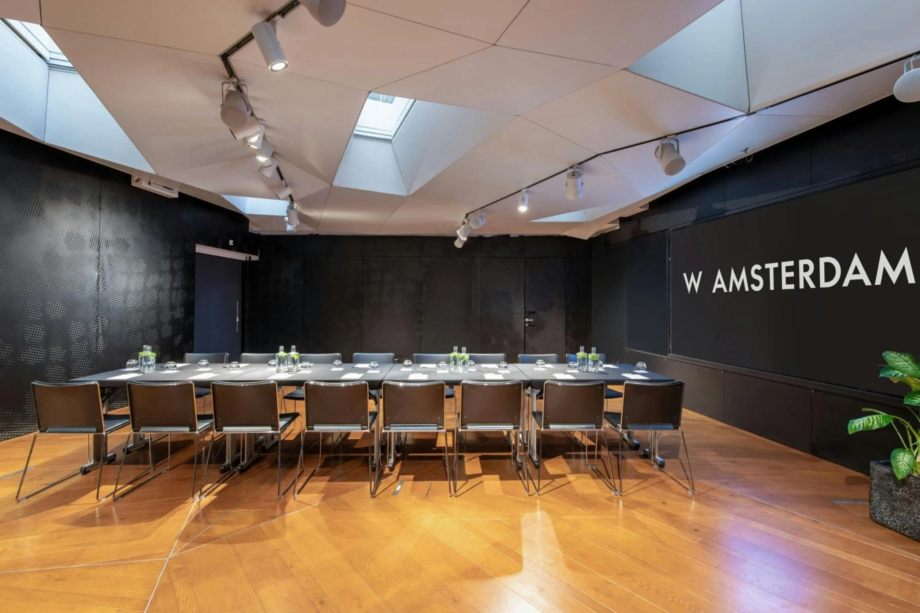 Meeting/conference room in W Amsterdam