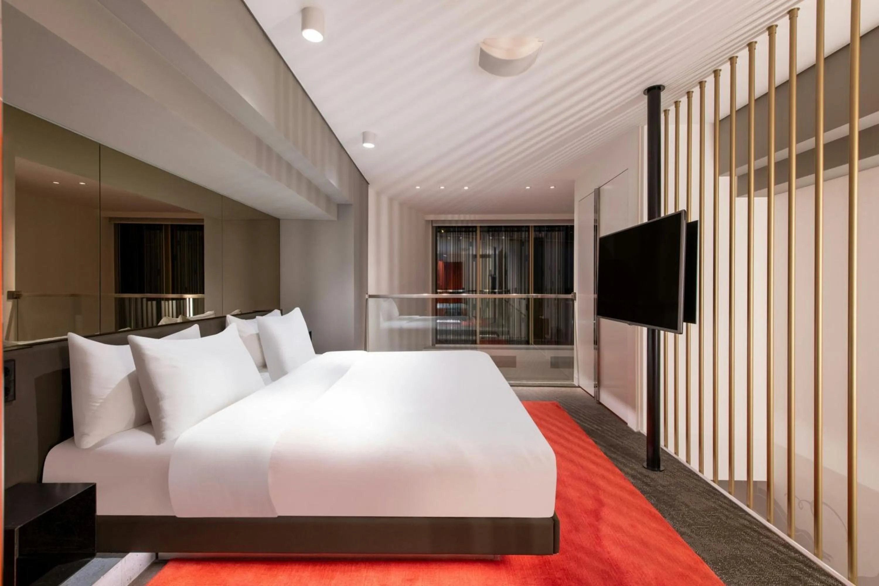 Photo of the whole room, Bed in W Amsterdam