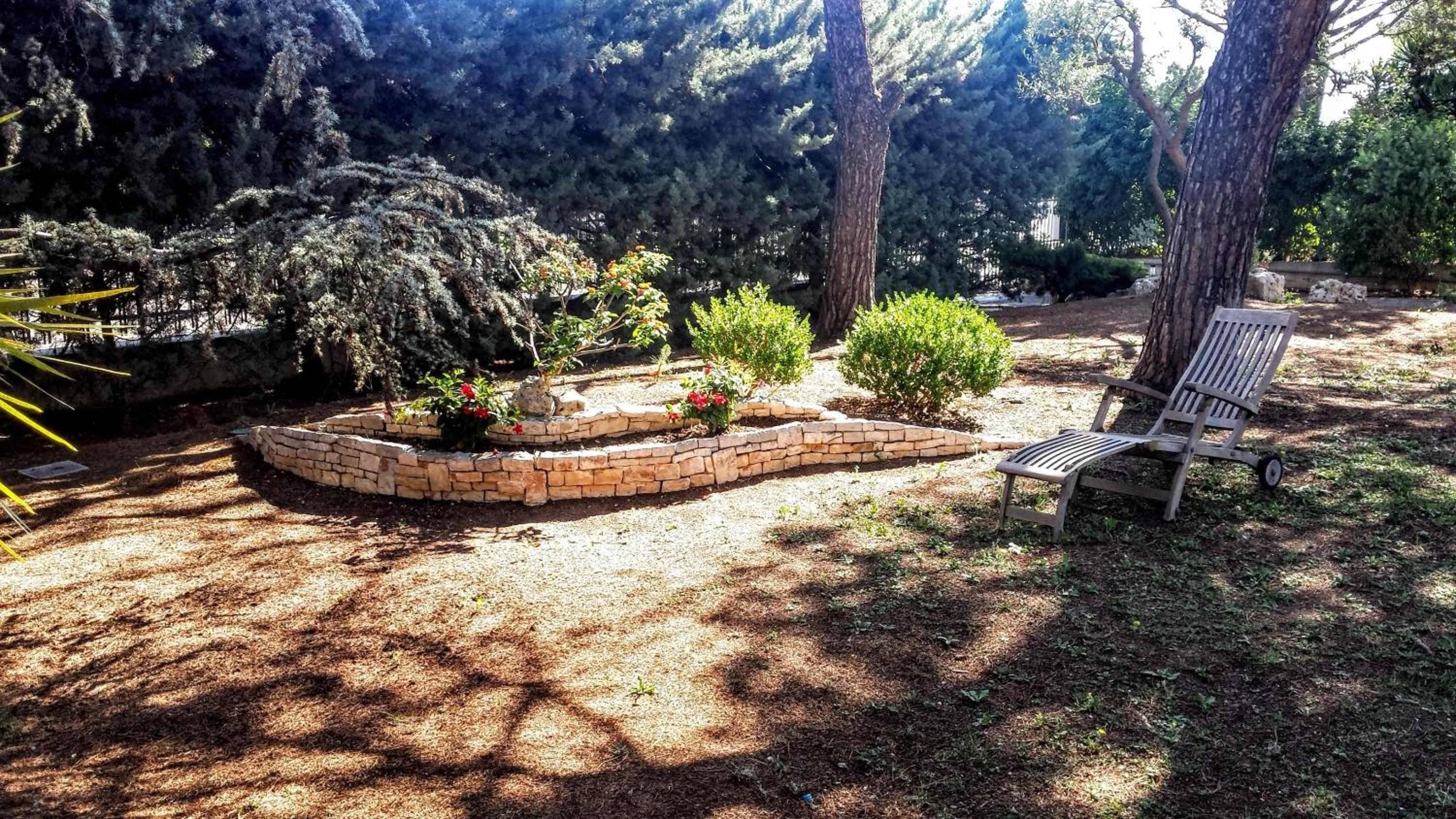 Garden in Bed and Breakfast La Villa AMBIENTI SANIFICATI CON GENERATORE DI OZONO