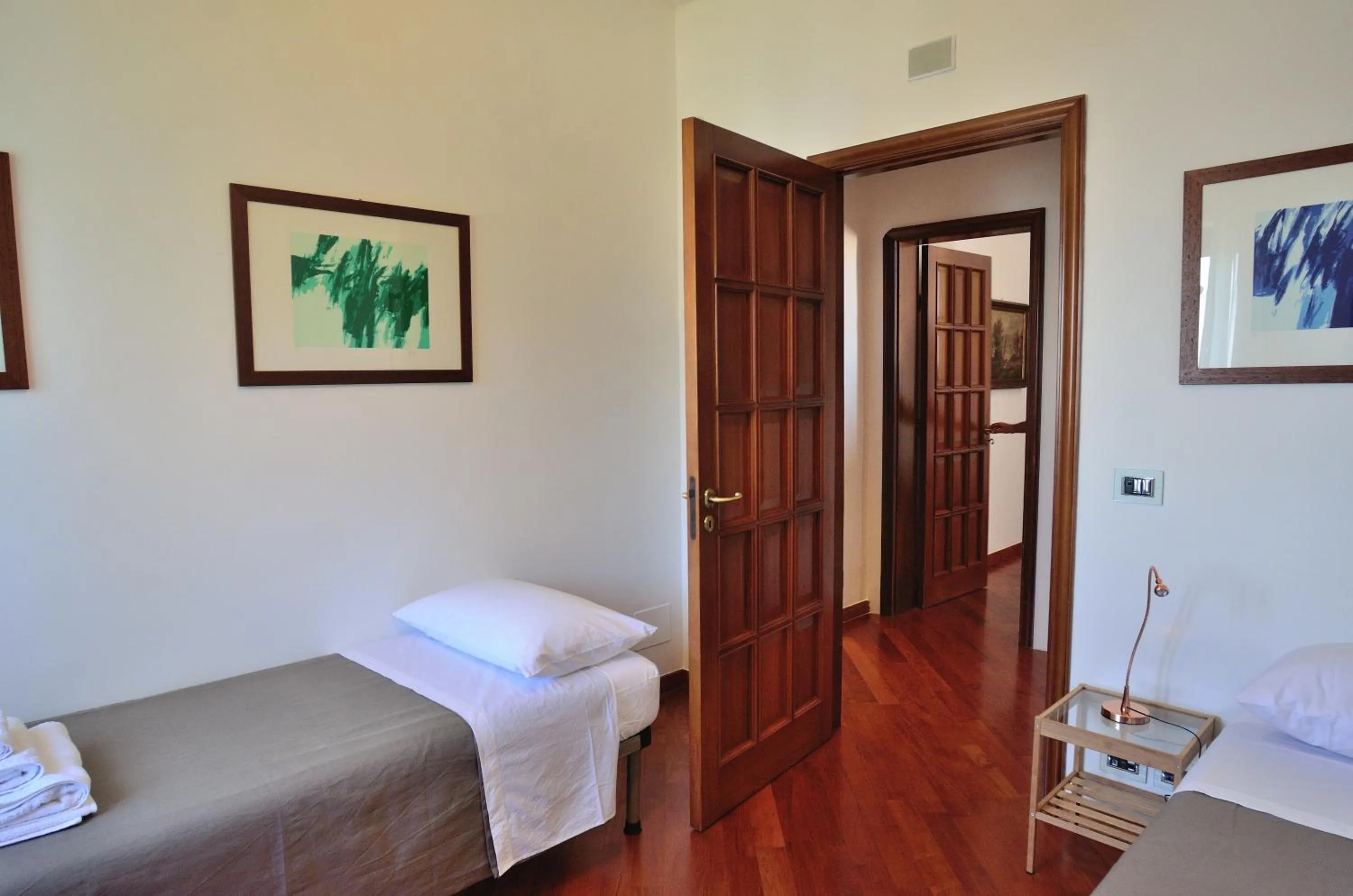 Bed in Bed and Breakfast La Villa AMBIENTI SANIFICATI CON GENERATORE DI OZONO