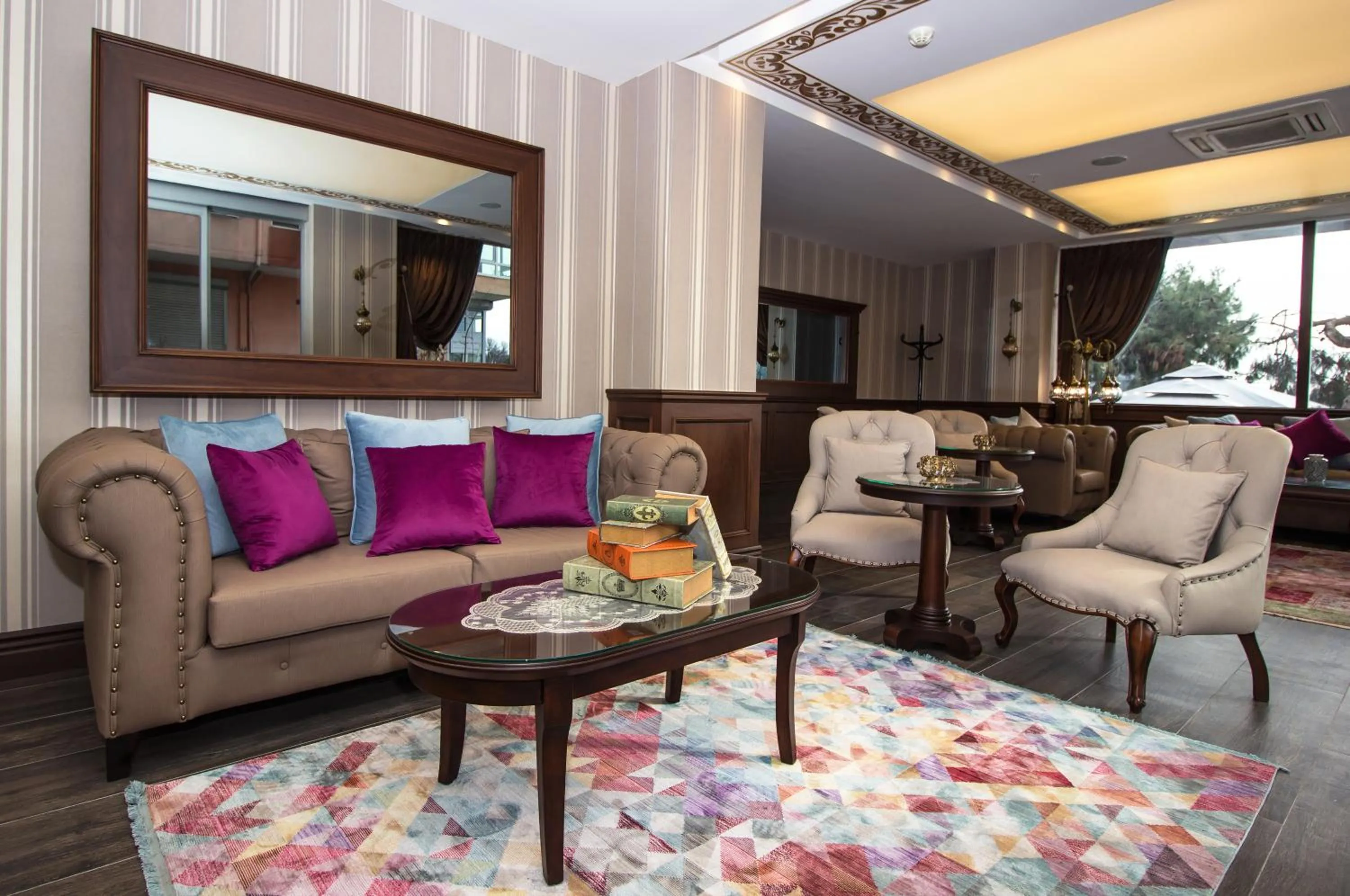 Day in Le Marde Hotel