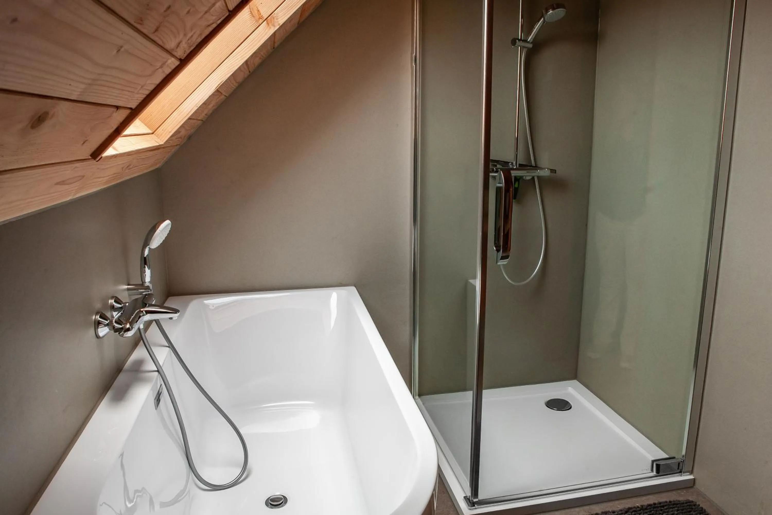 Shower in Sandberghe - Een plek om te verdwalen