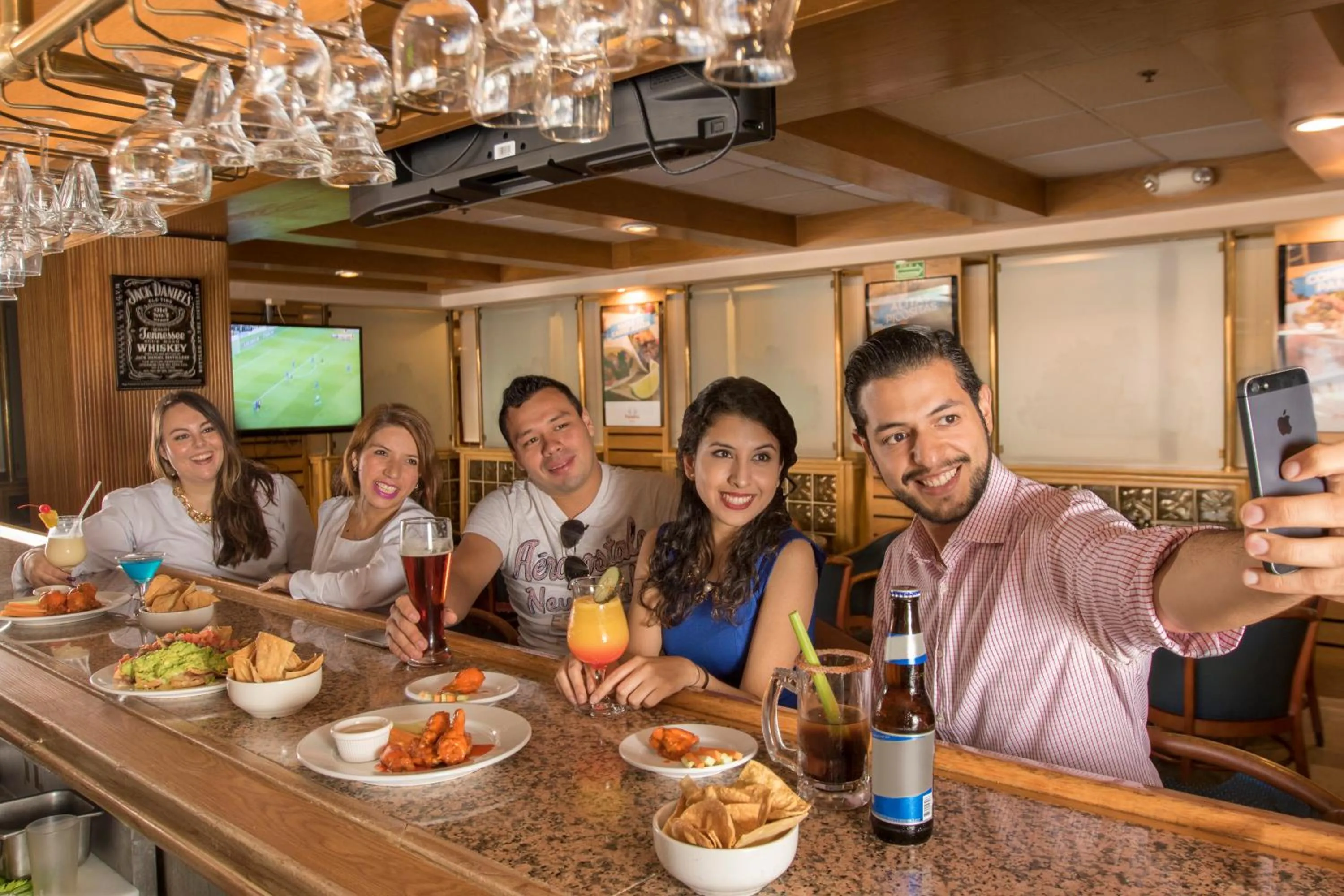 Lounge or bar in Travohotel Monterrey Histórico