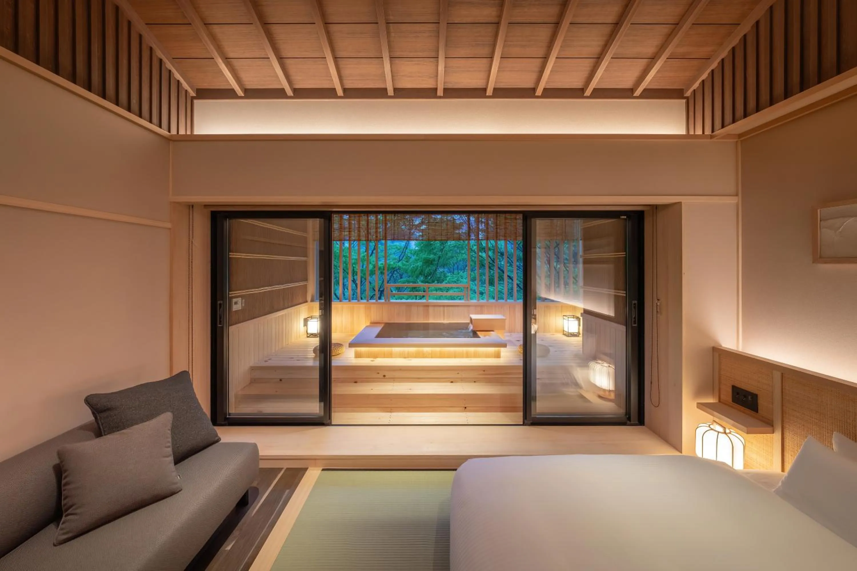 Photo of the whole room, Bed in Nazuna Hakone Miyanosita