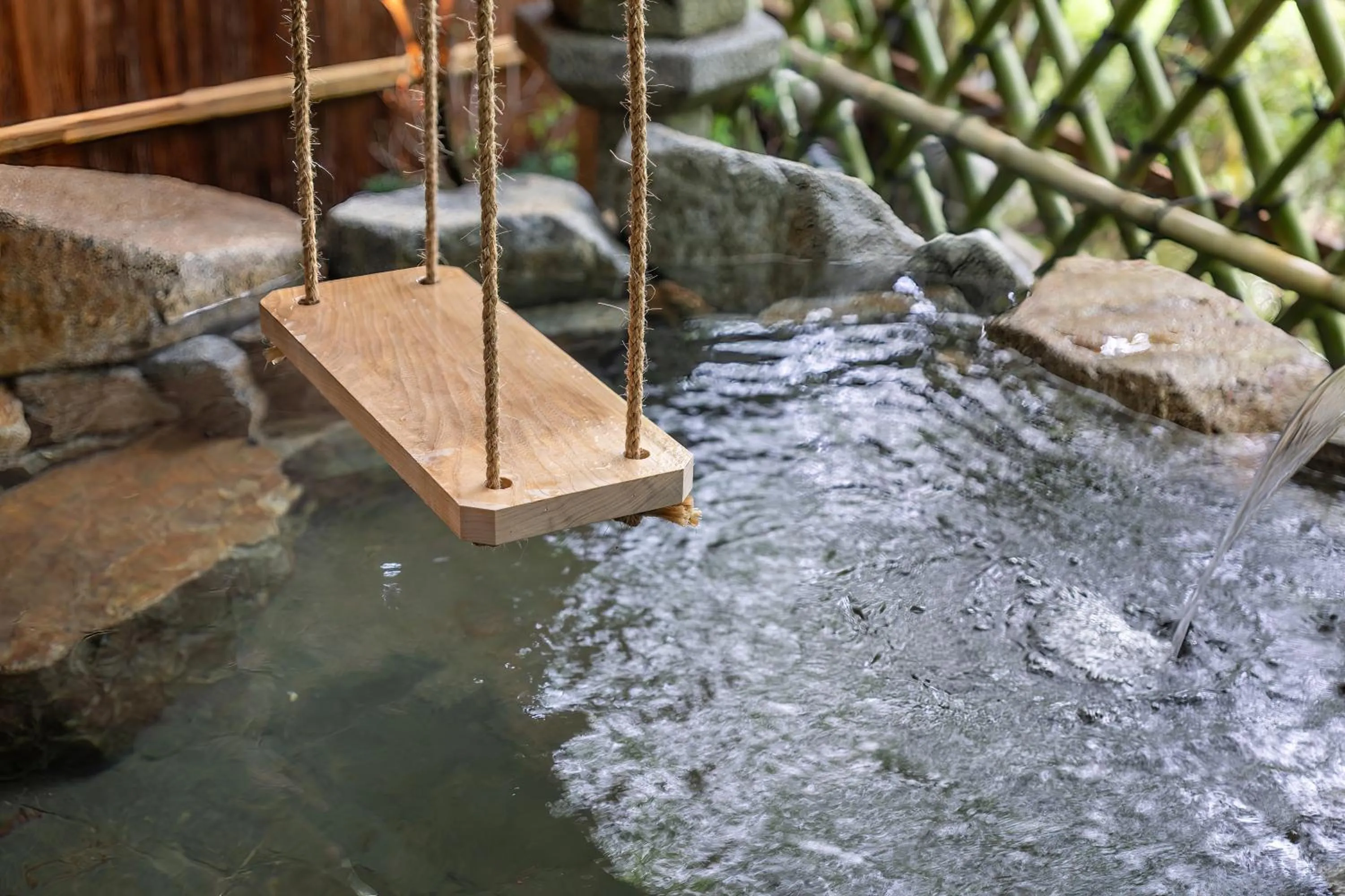 Hot Spring Bath in Nazuna Hakone Miyanosita