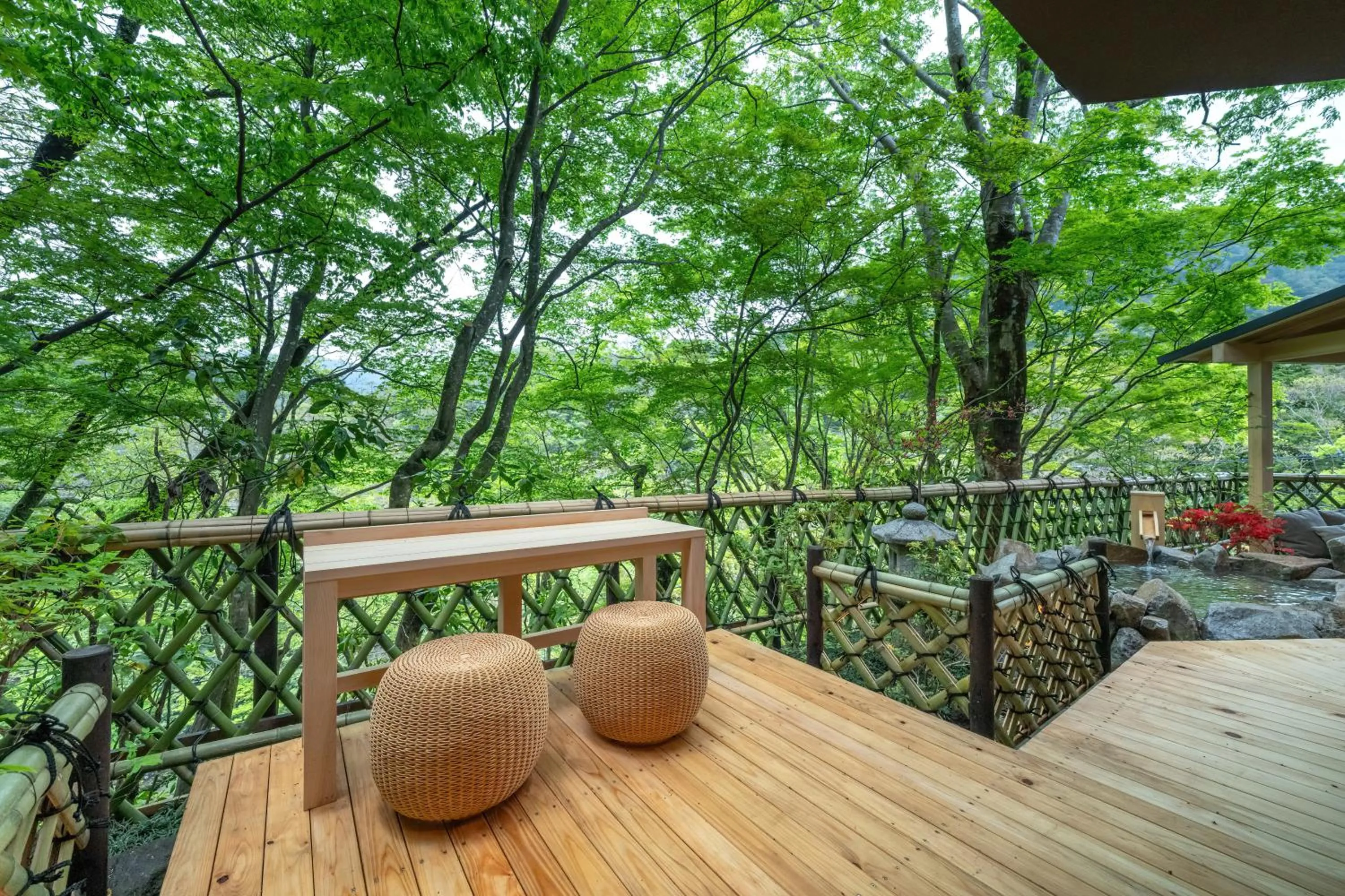 Balcony/Terrace in Nazuna Hakone Miyanosita