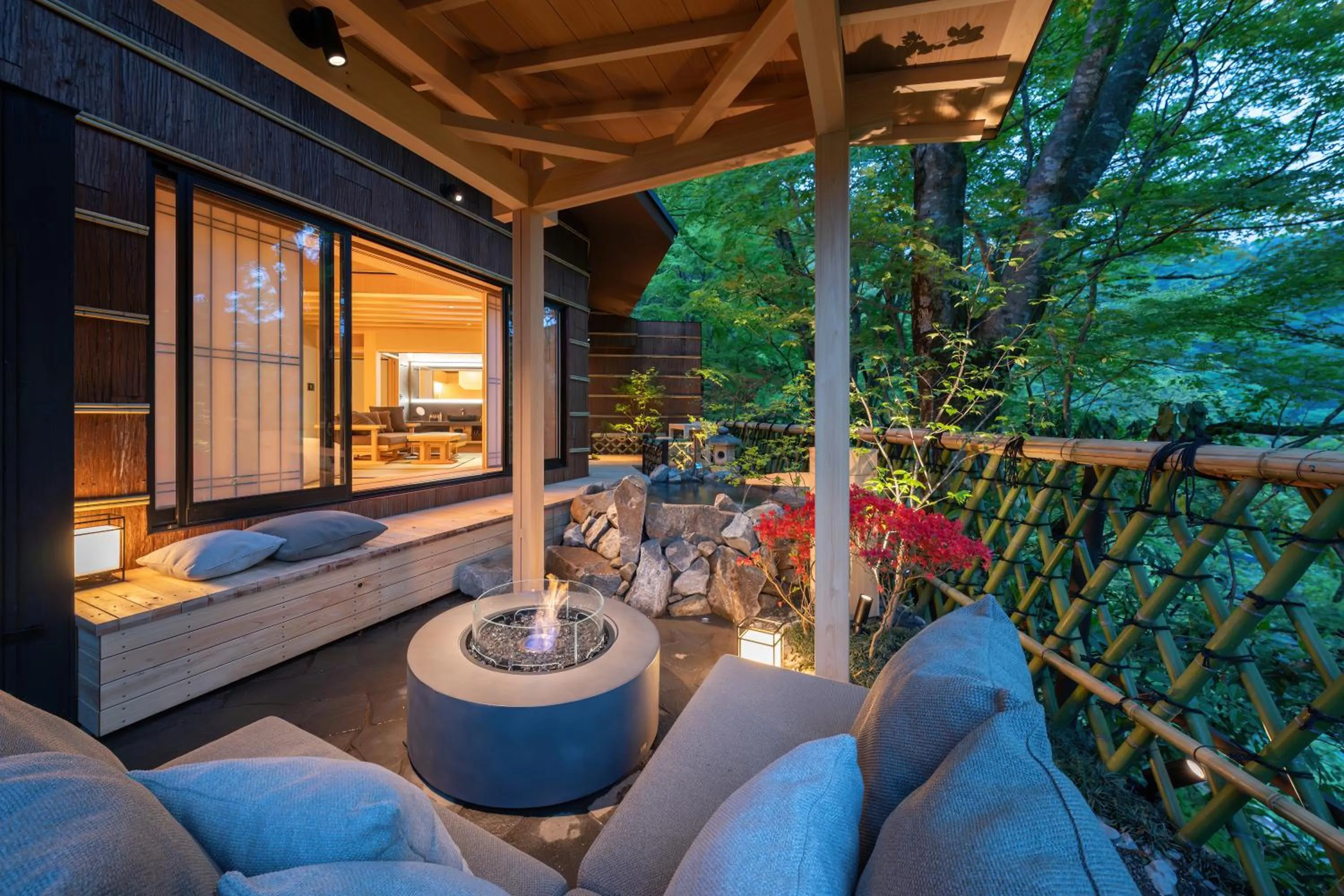 Balcony/Terrace in Nazuna Hakone Miyanosita