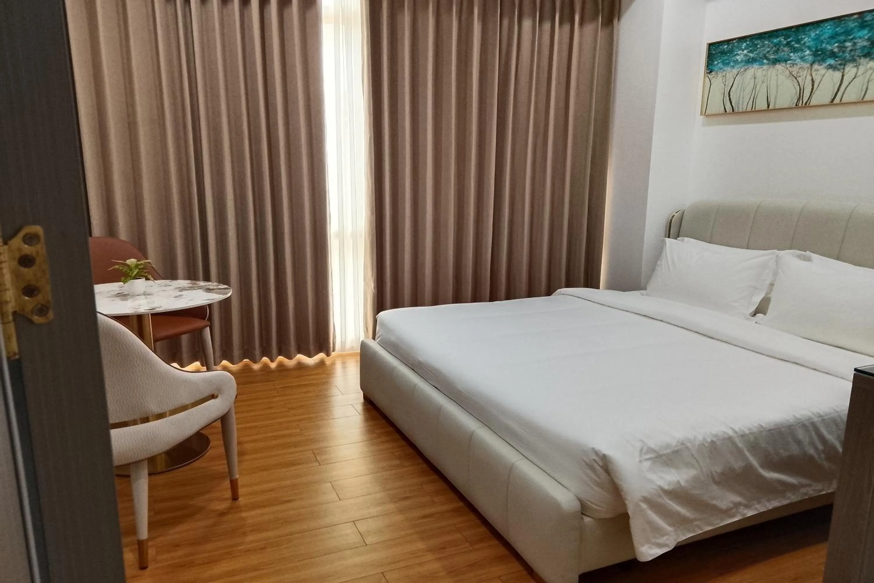 Bed in Mactan Grand Golden Hotel near Airport