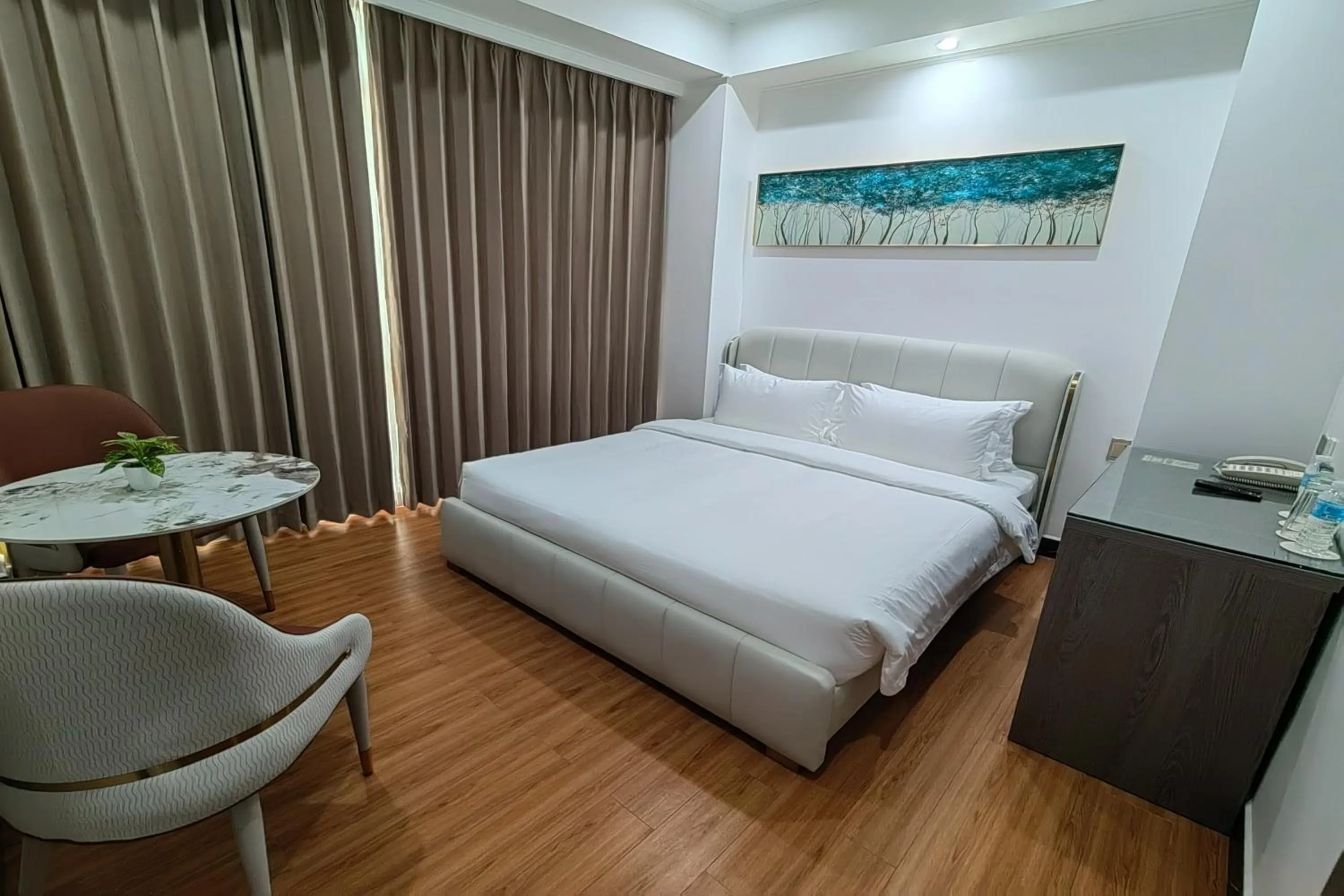 Bed in Mactan Grand Golden Hotel near Airport