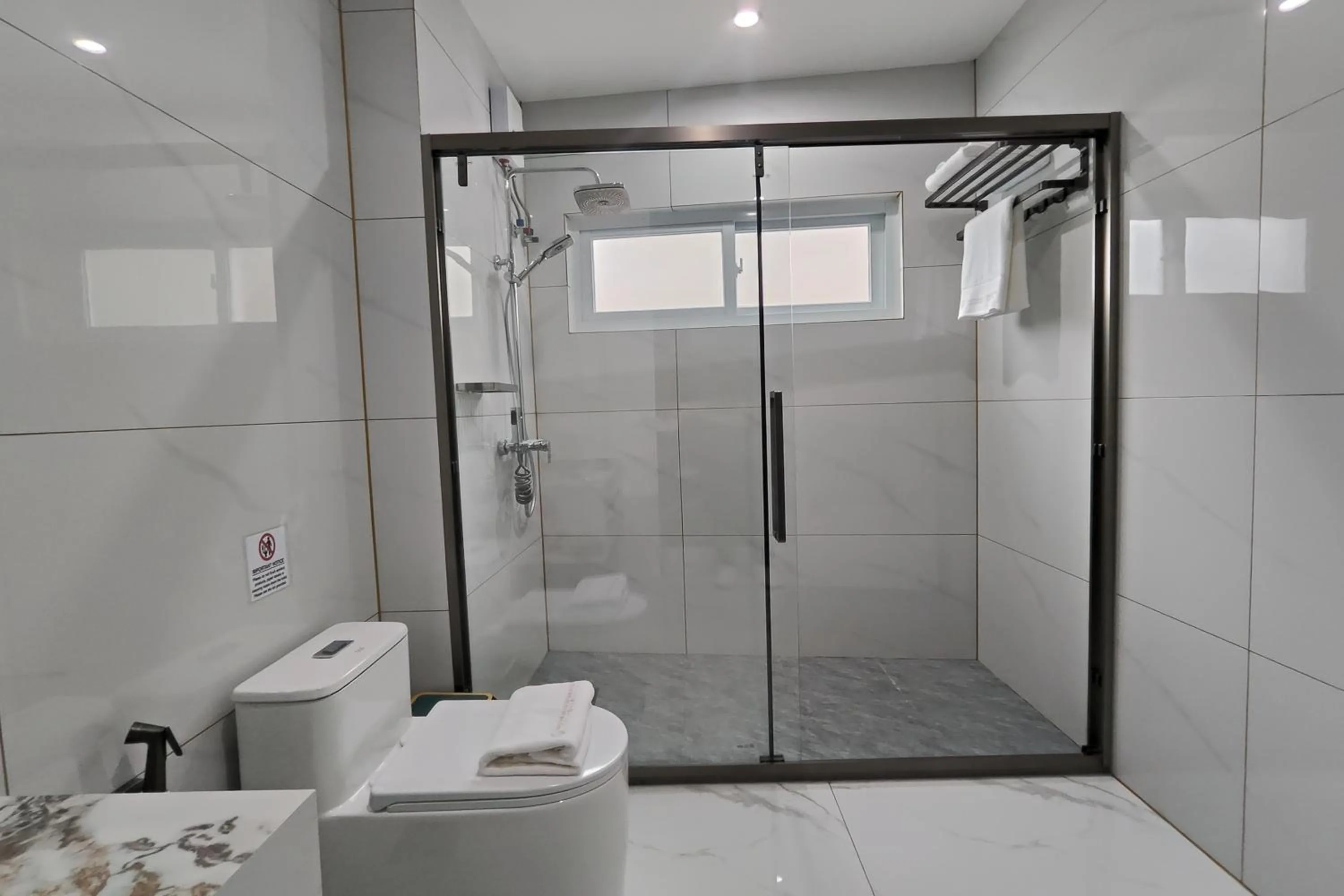 Bathroom in Mactan Grand Golden Hotel near Airport