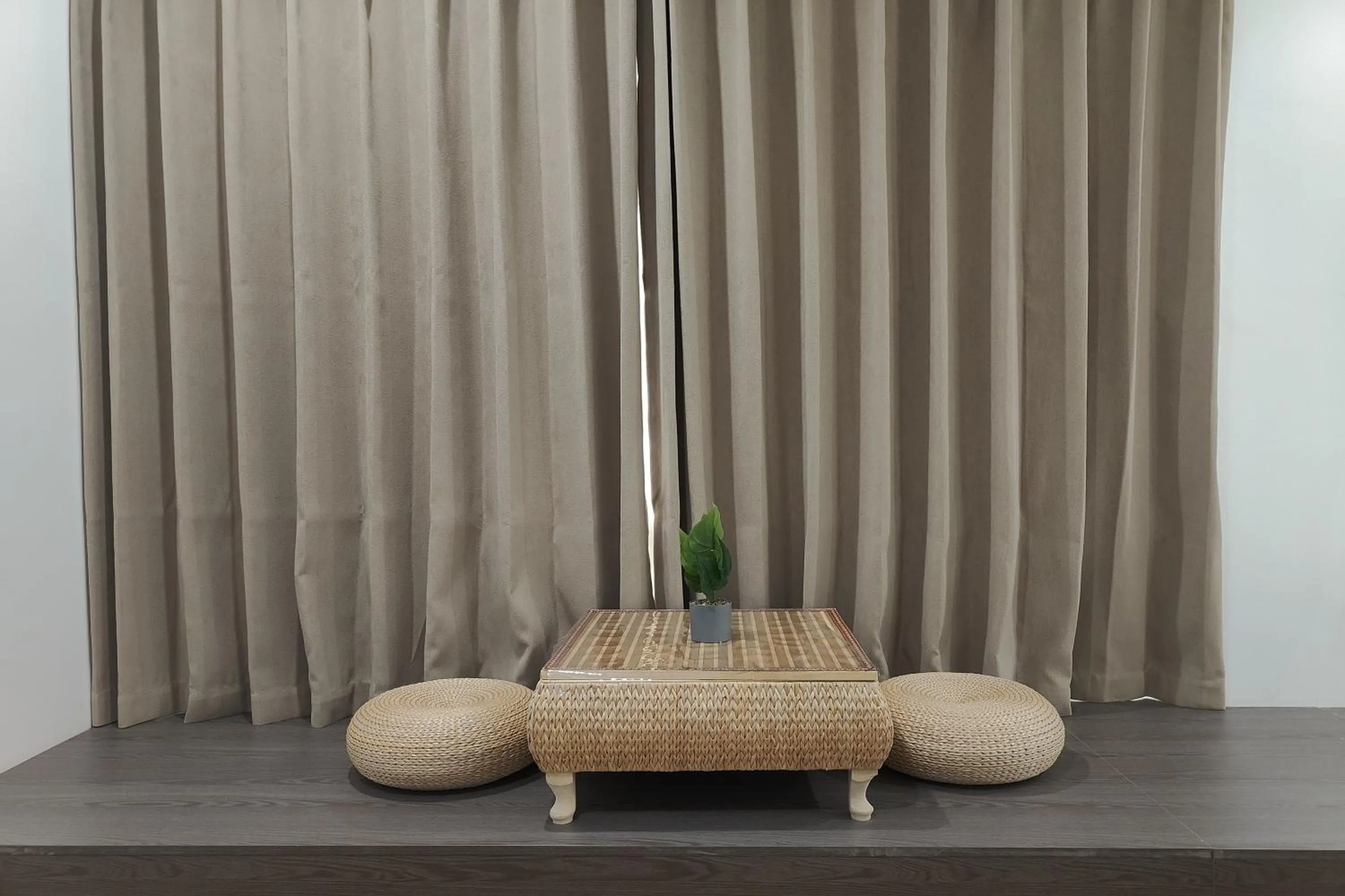 Decorative detail in Mactan Grand Golden Hotel near Airport