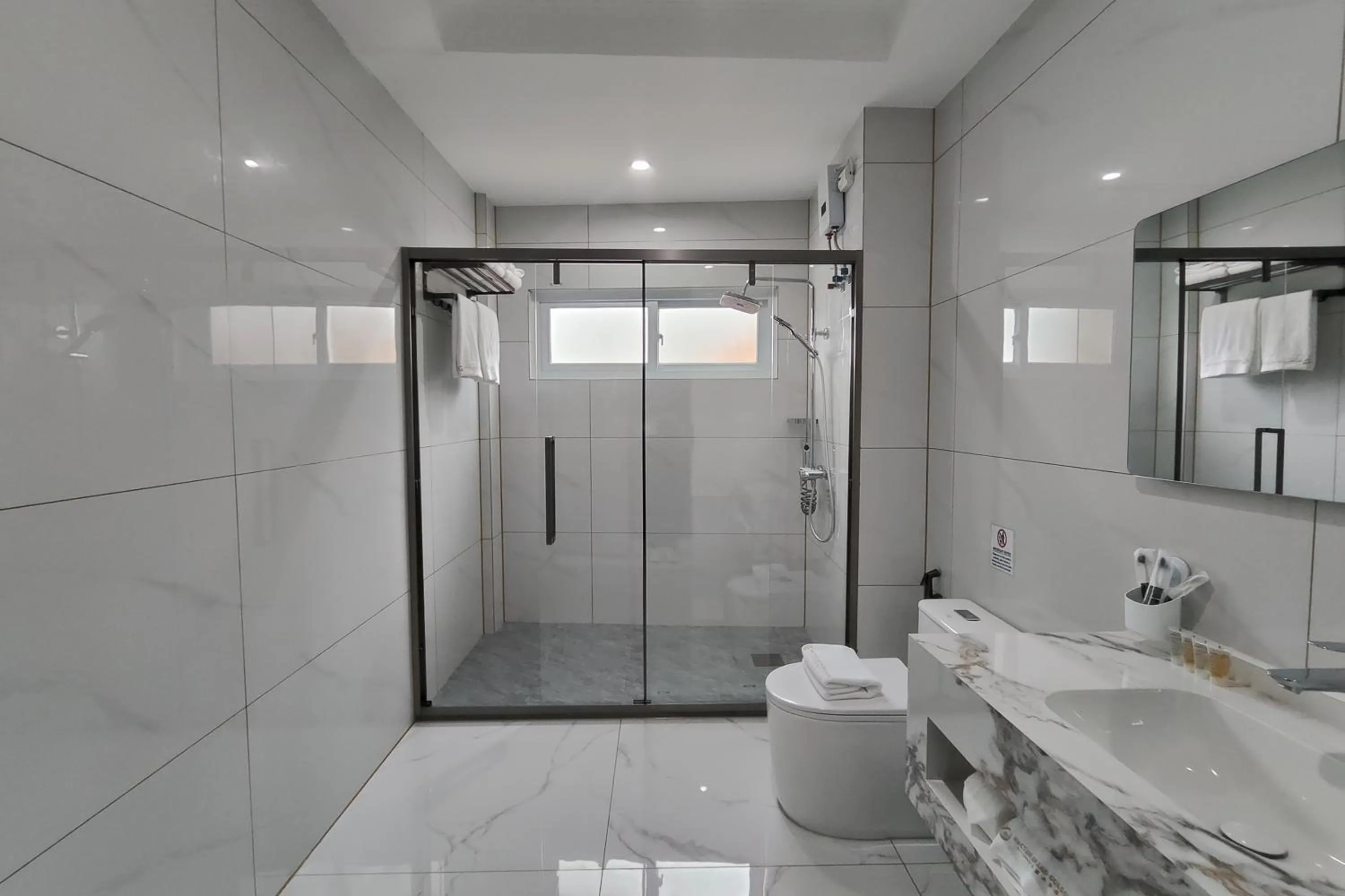 Bathroom in Mactan Grand Golden Hotel near Airport