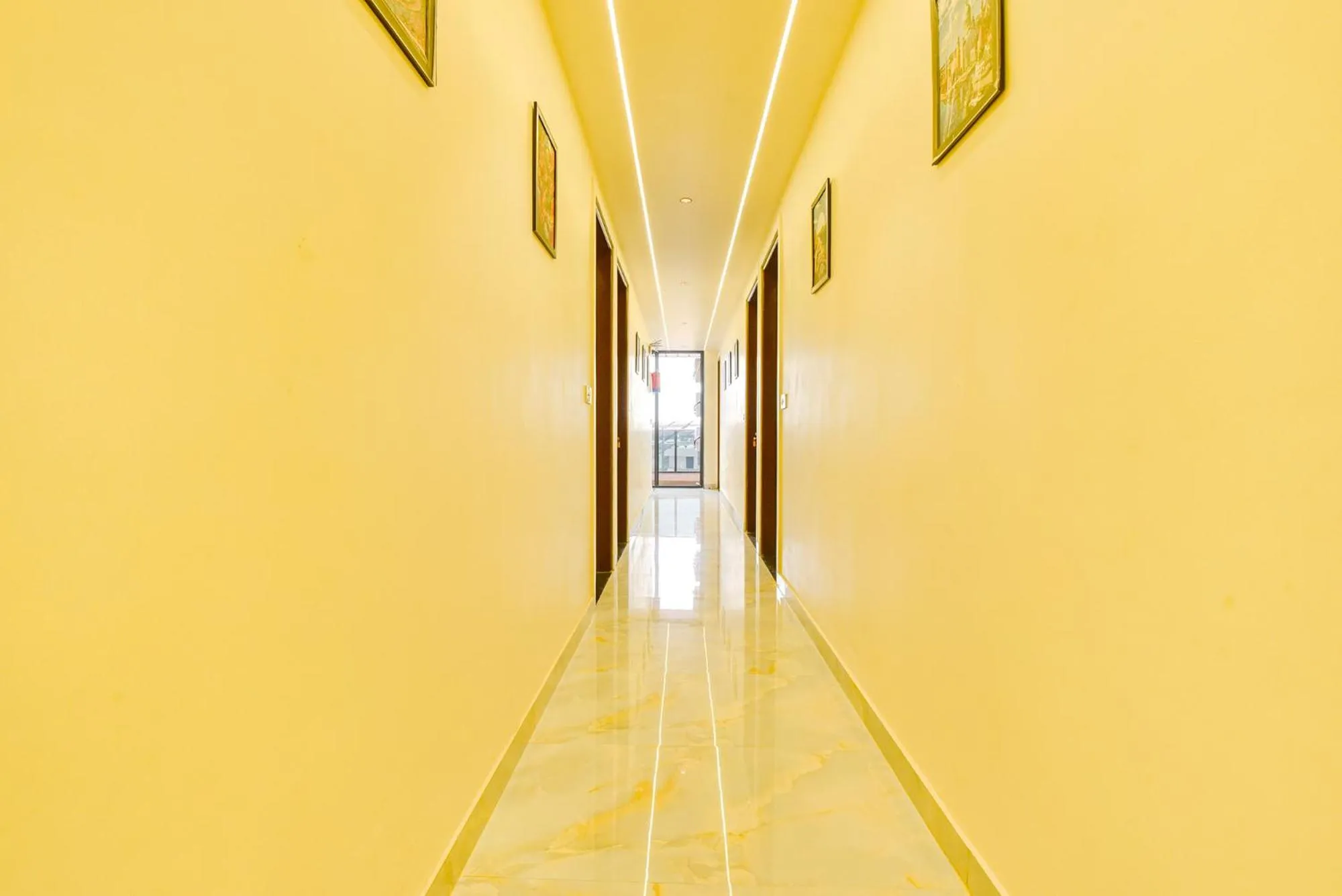 Lobby or reception in FabHotel Blooming Beds Pearl