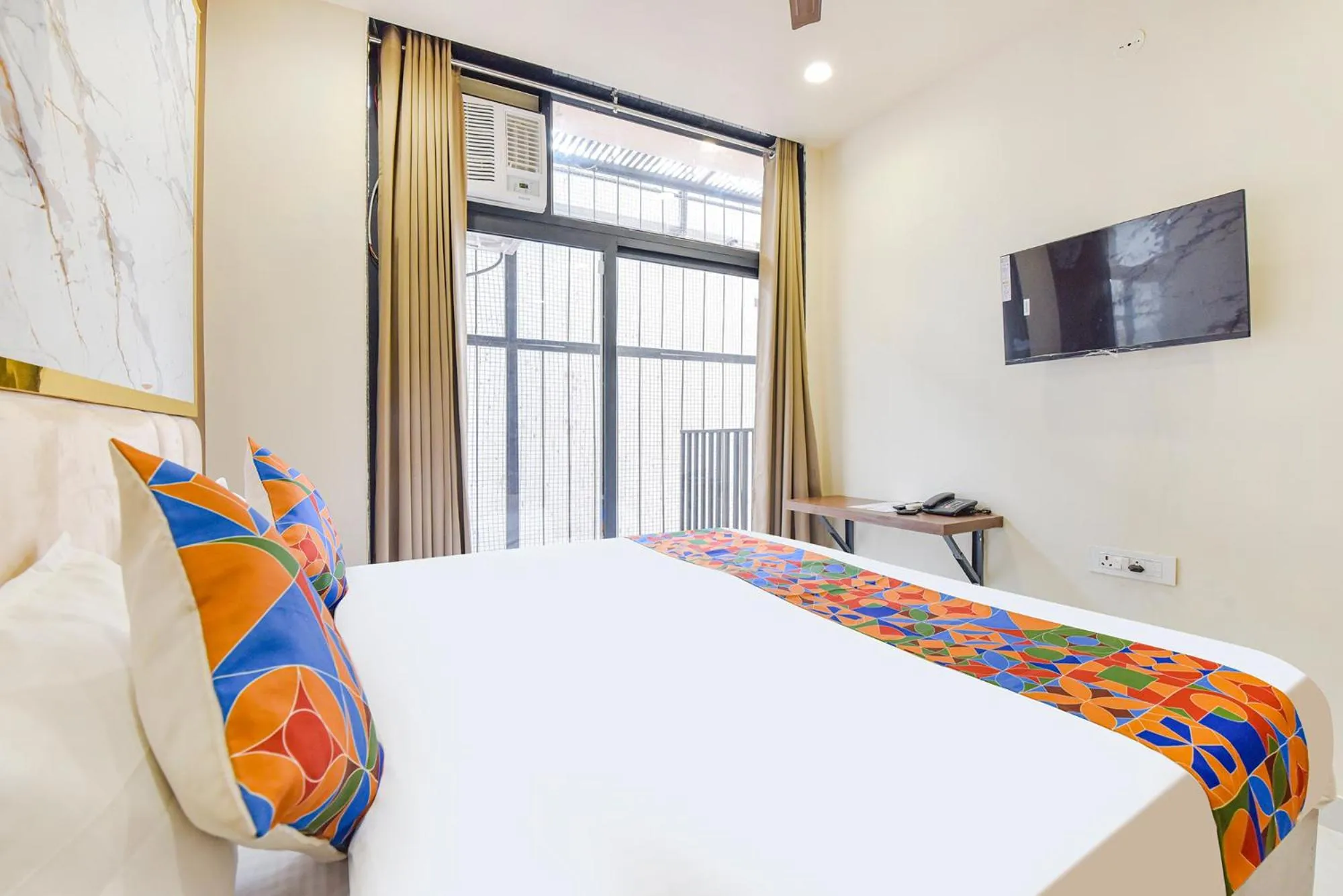 Bed in FabHotel Blooming Beds Pearl