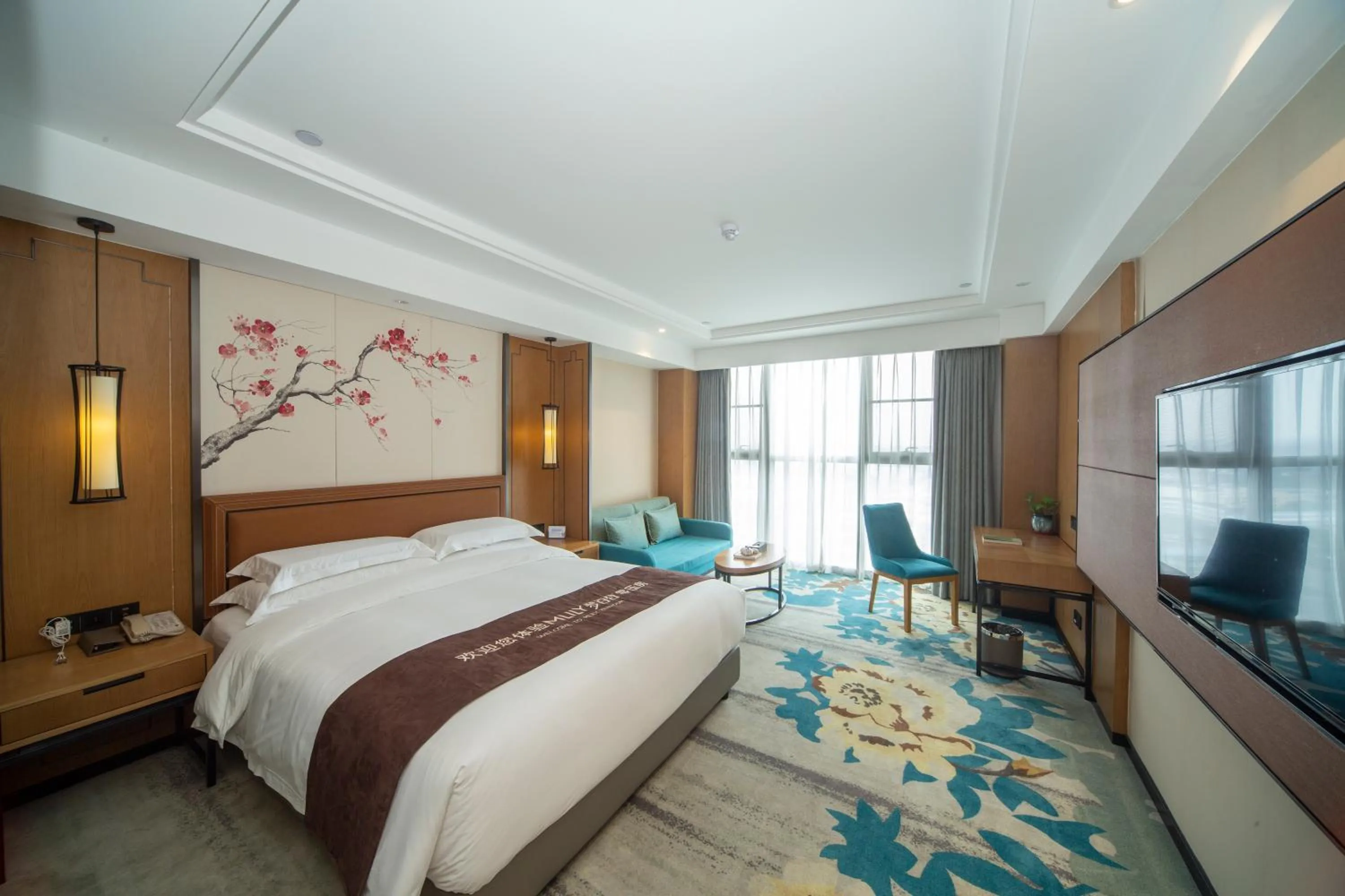 Bed in Huhua International Hotel