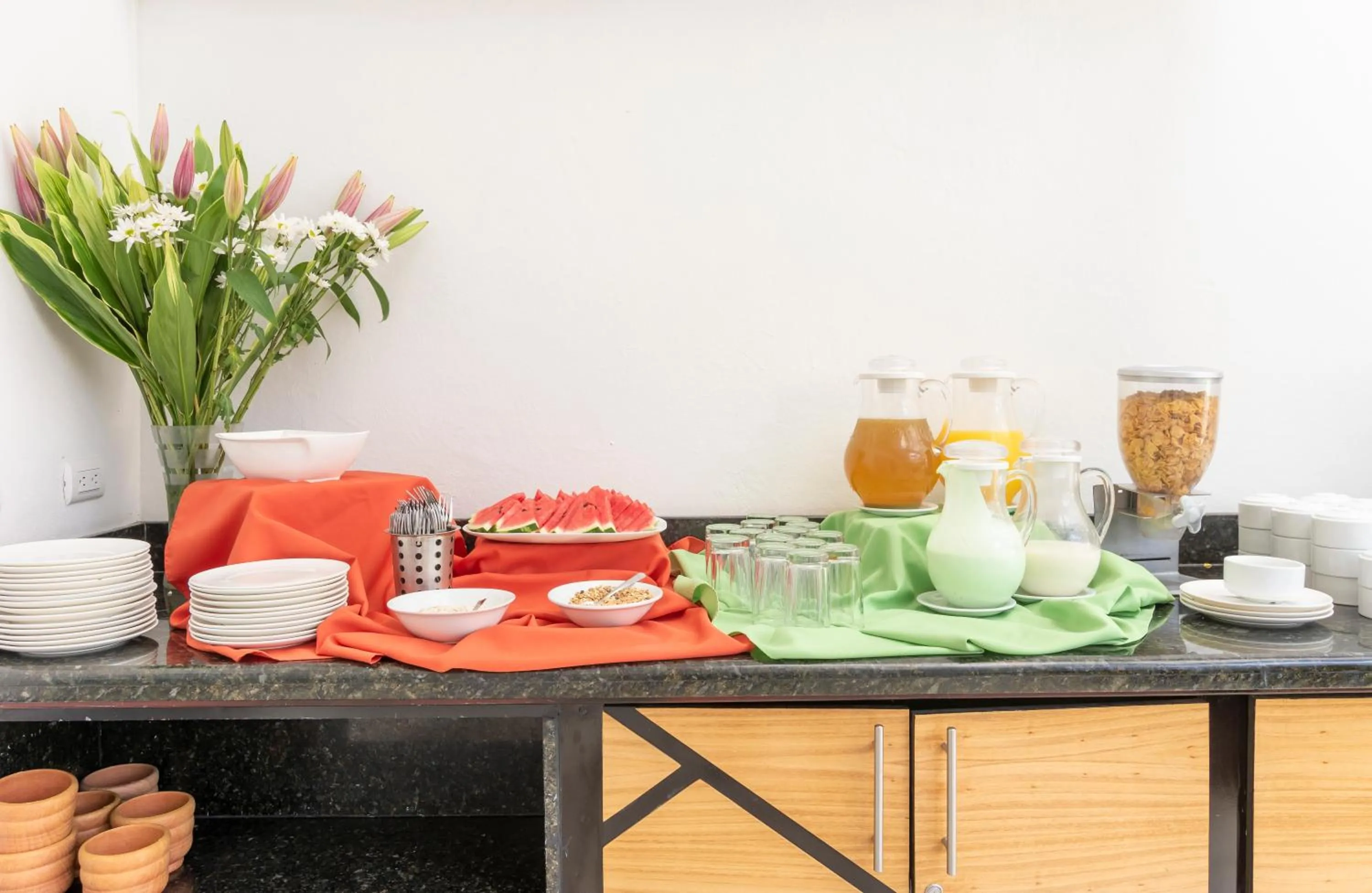 Buffet breakfast in Hotel Residence Inn Suites Cristina