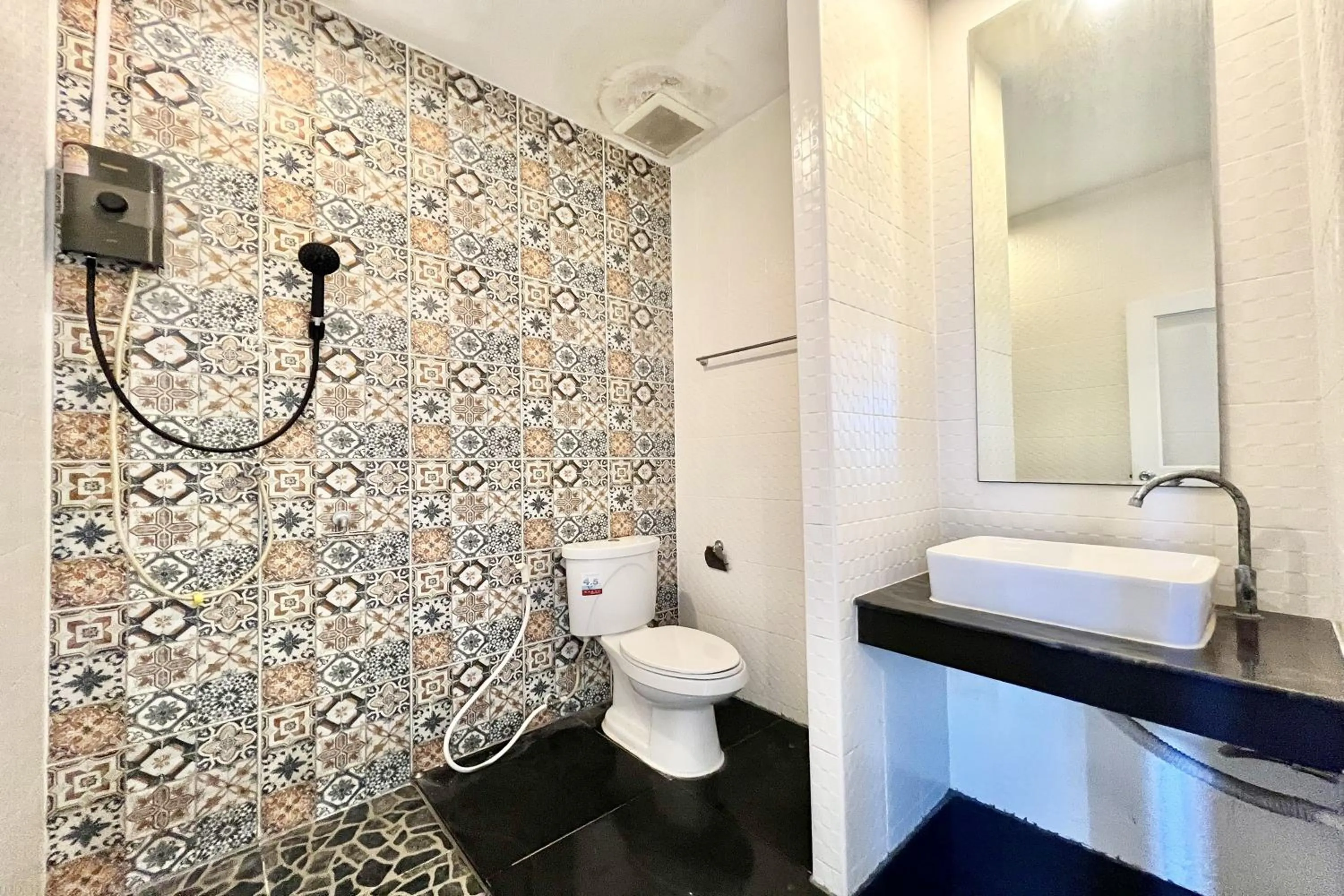 Shower in I View Park 2