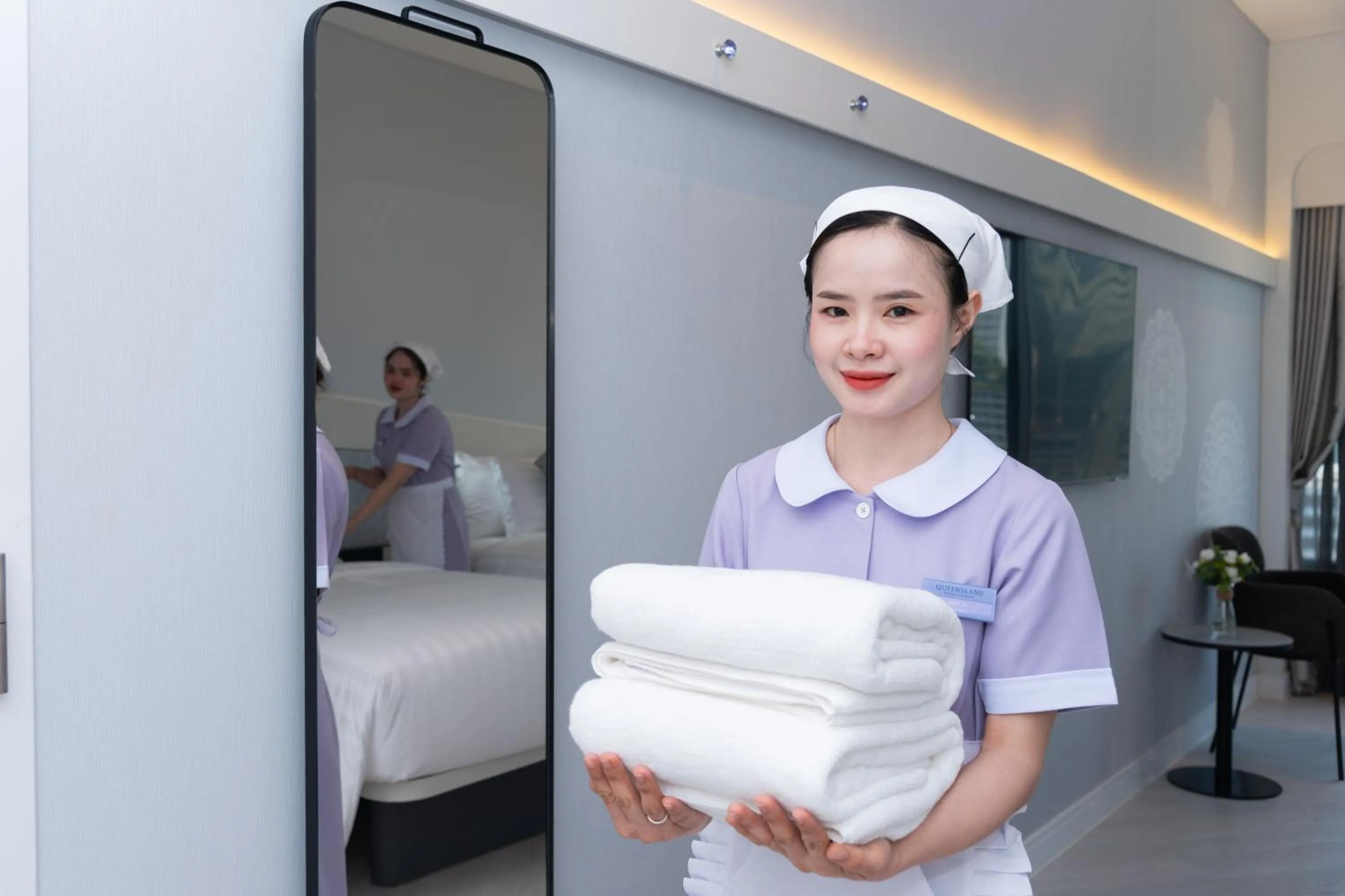 room service in Queensland Hotel Bangkok