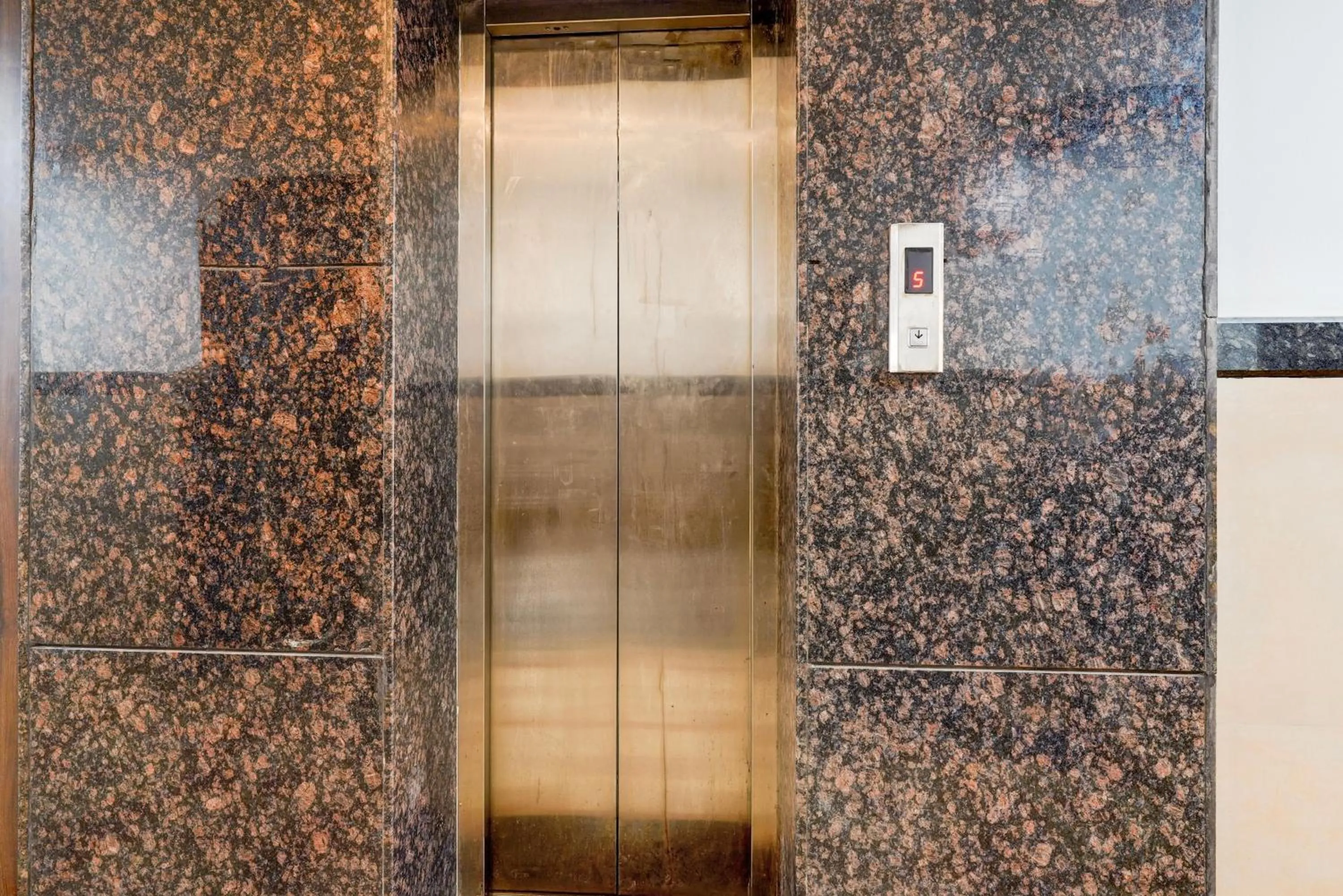 Lobby or reception in Super Townhouse Whitefield Bangalore