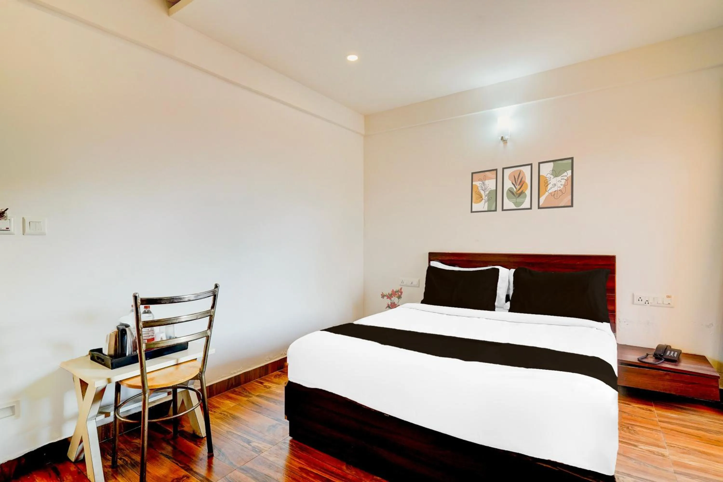 Bedroom, Bed in Super Townhouse Whitefield Bangalore