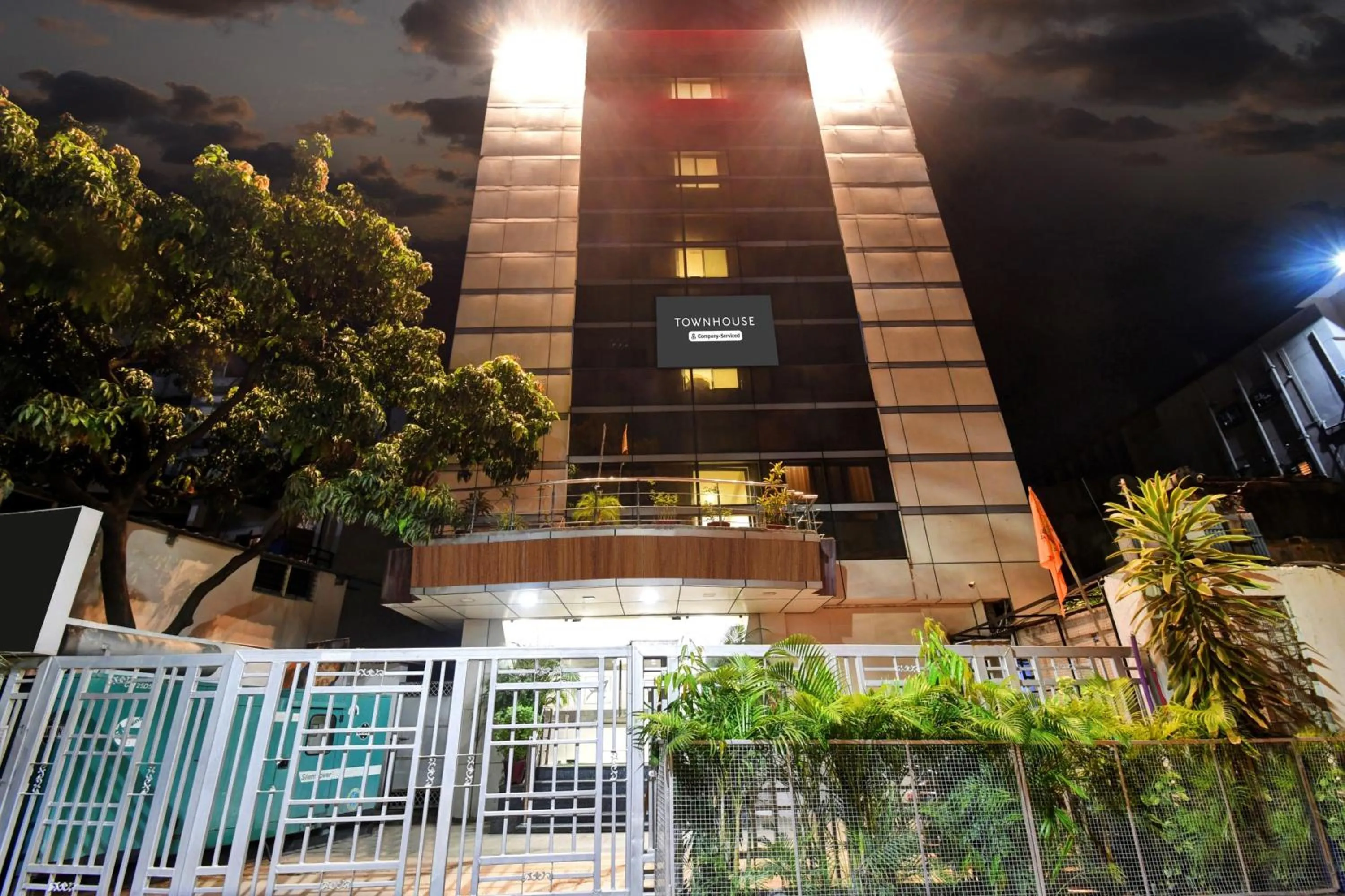 Facade/entrance in Super Townhouse Ranchi Near Railway Station