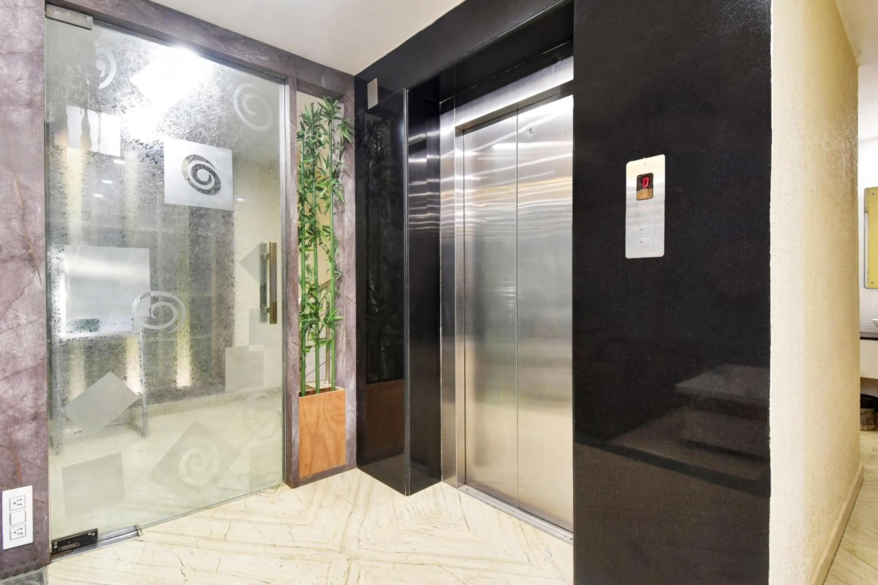 Lobby or reception in Super Townhouse Ranchi Near Railway Station