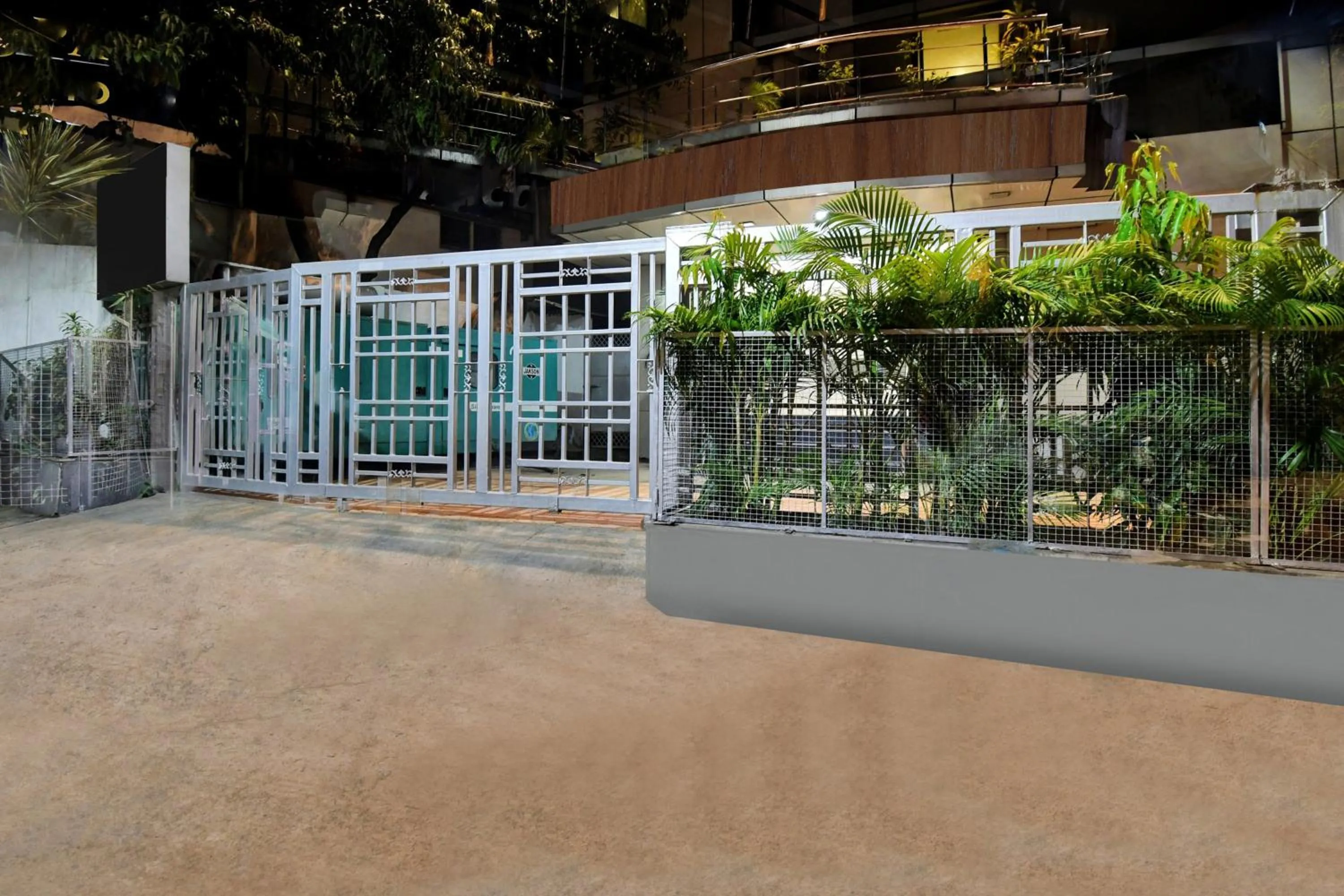 Facade/entrance in Super Townhouse Ranchi Near Railway Station