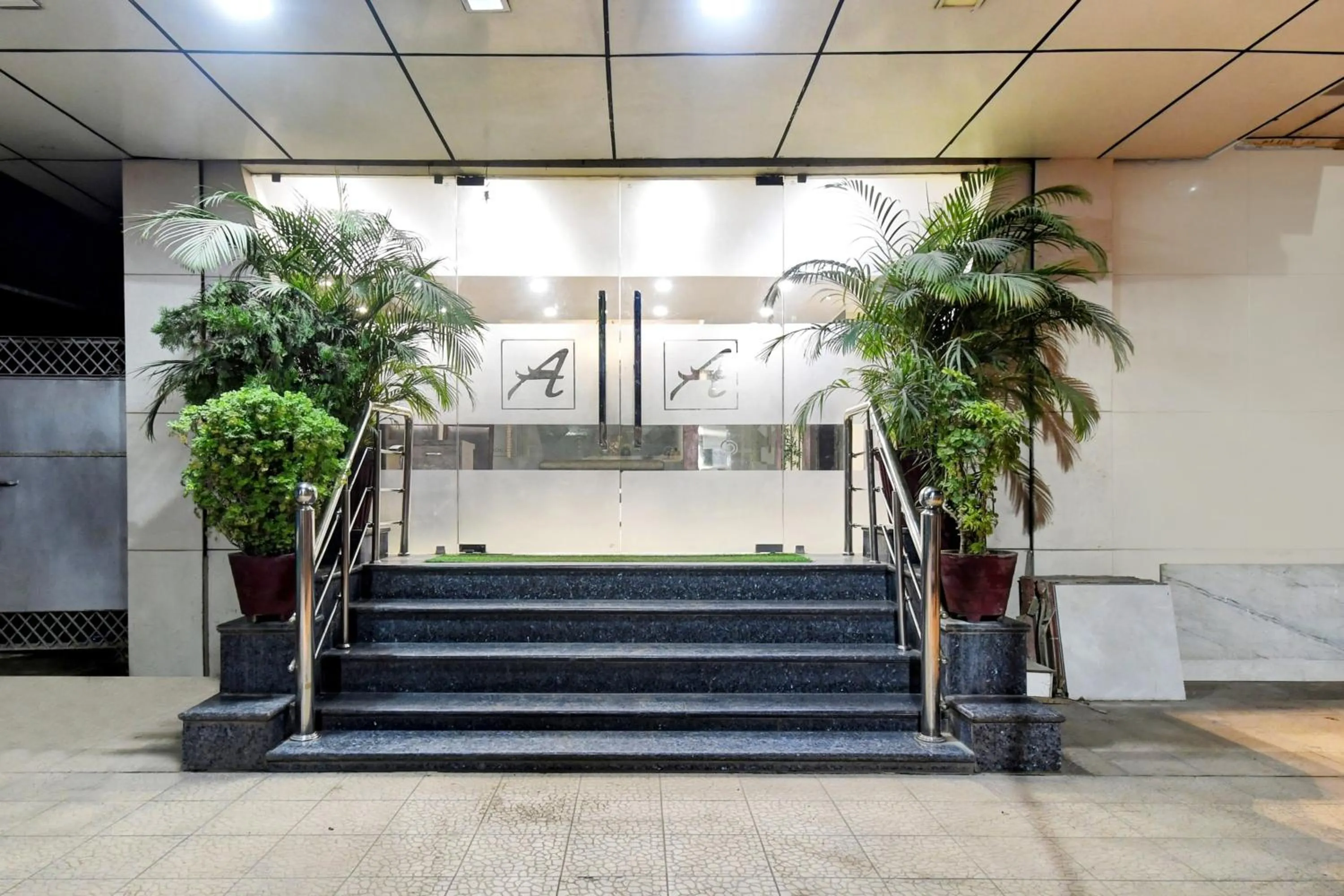 Facade/entrance in Super Townhouse Ranchi Near Railway Station