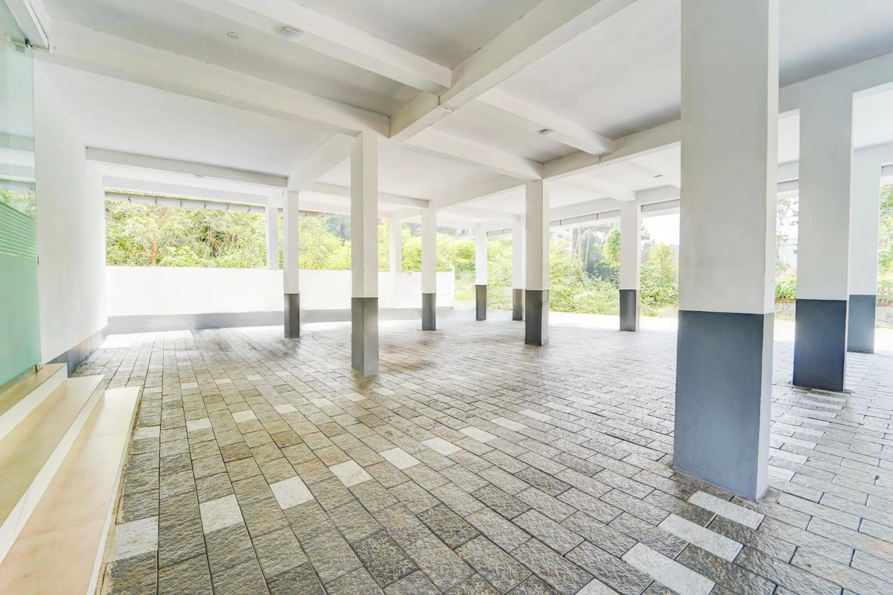 Lobby or reception in Super Hotel O North Kalamassery