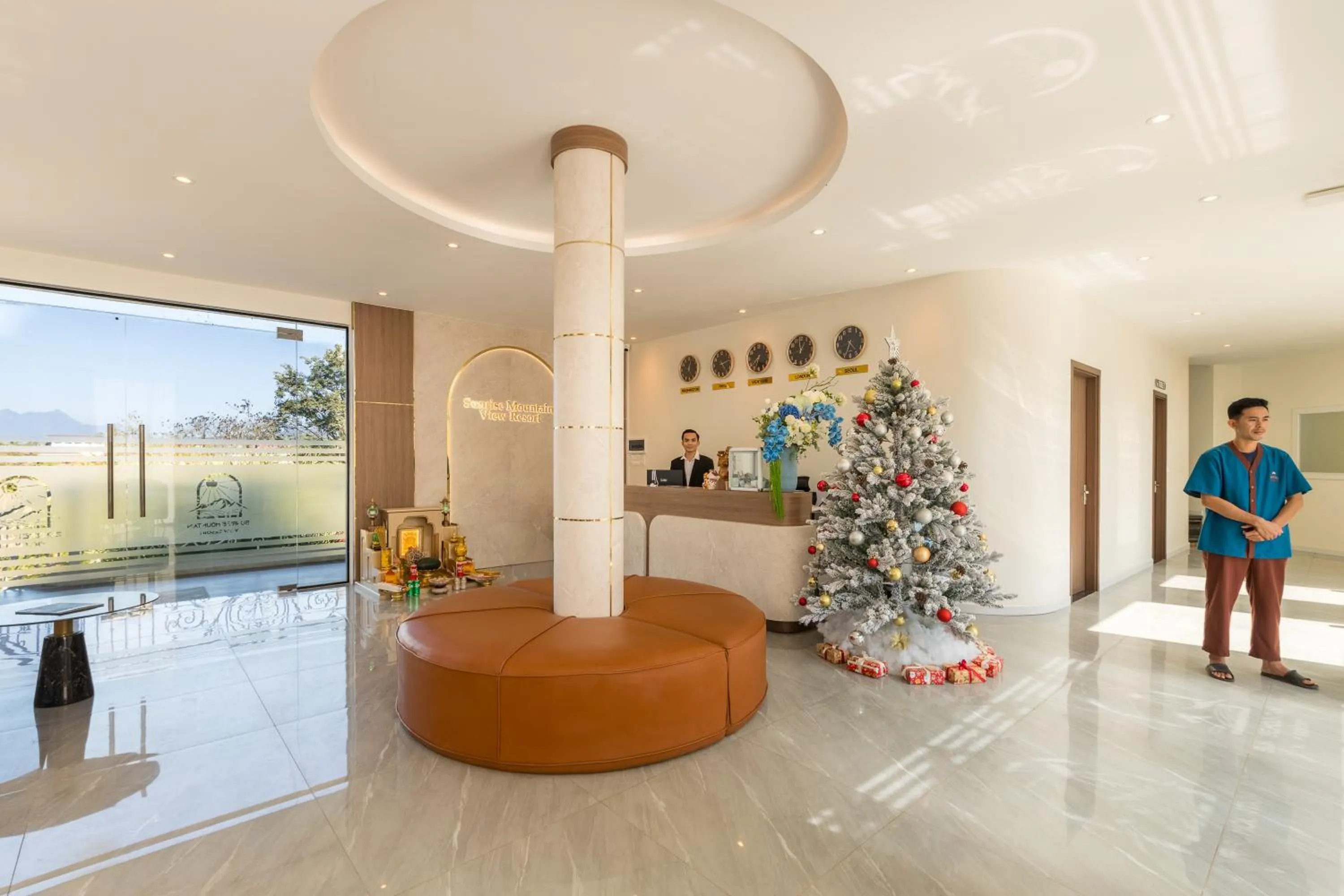 Property building in Sunrise Mountain View Resort