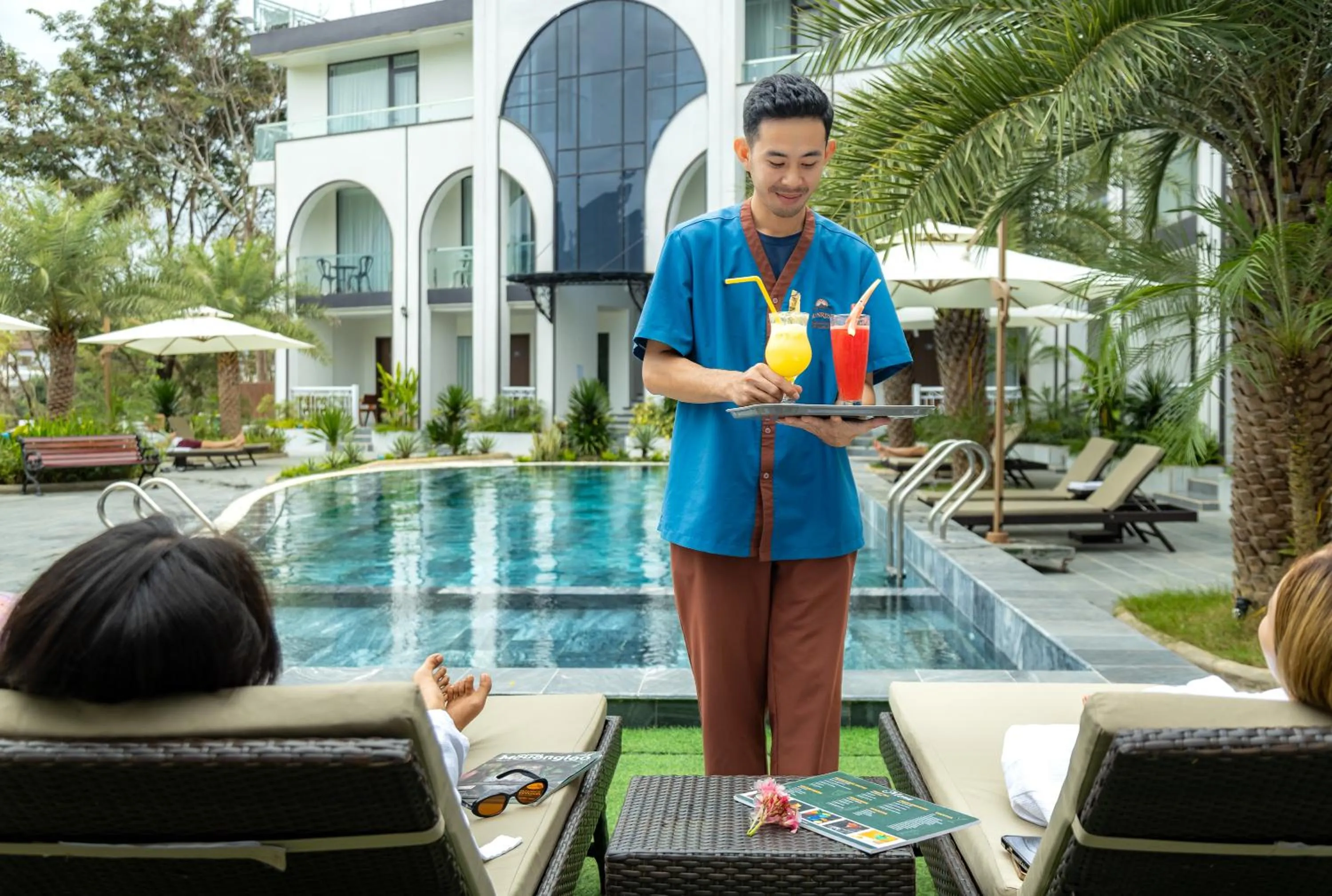 Sunrise Mountain View Resort