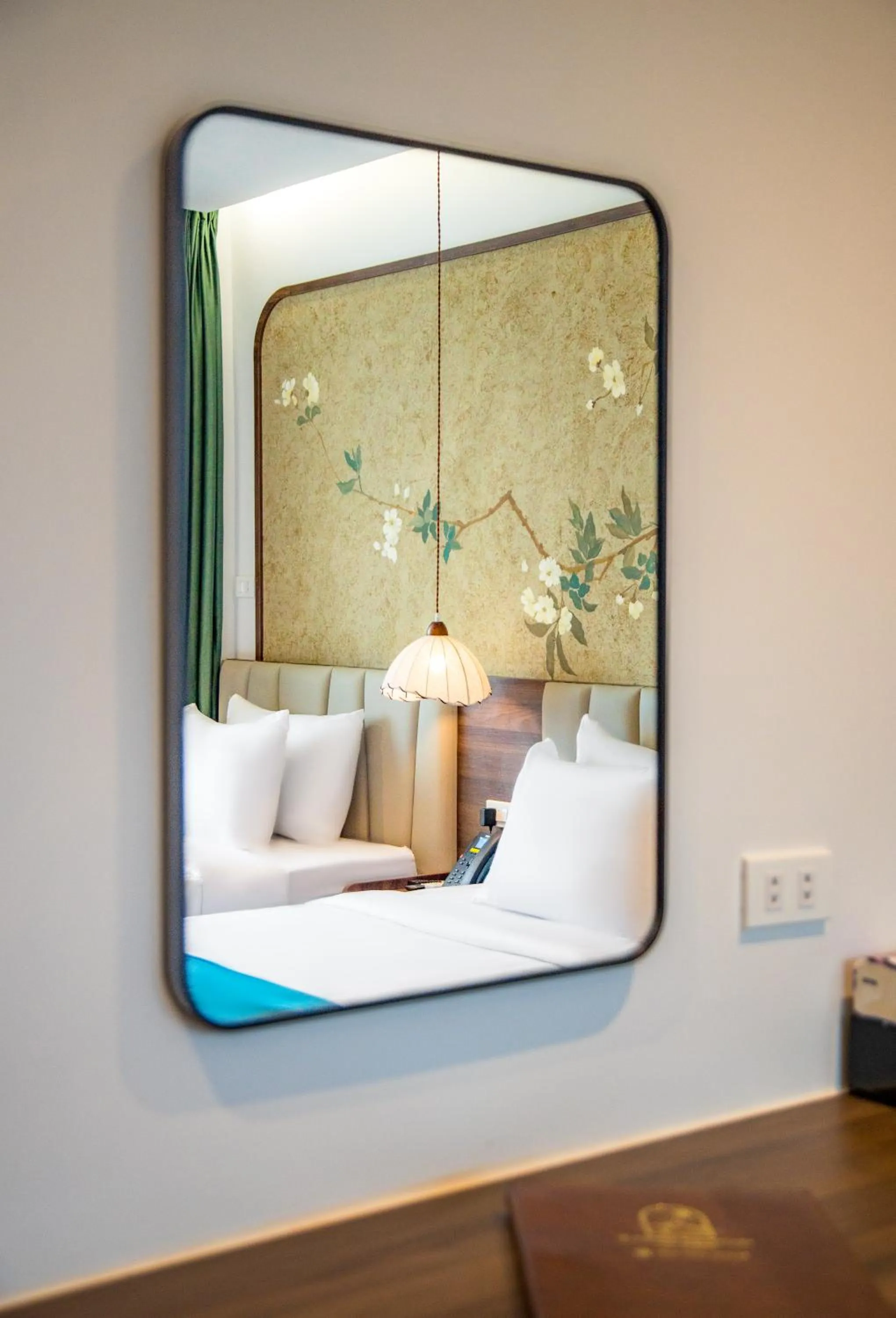 Bed in Sunrise Mountain View Resort