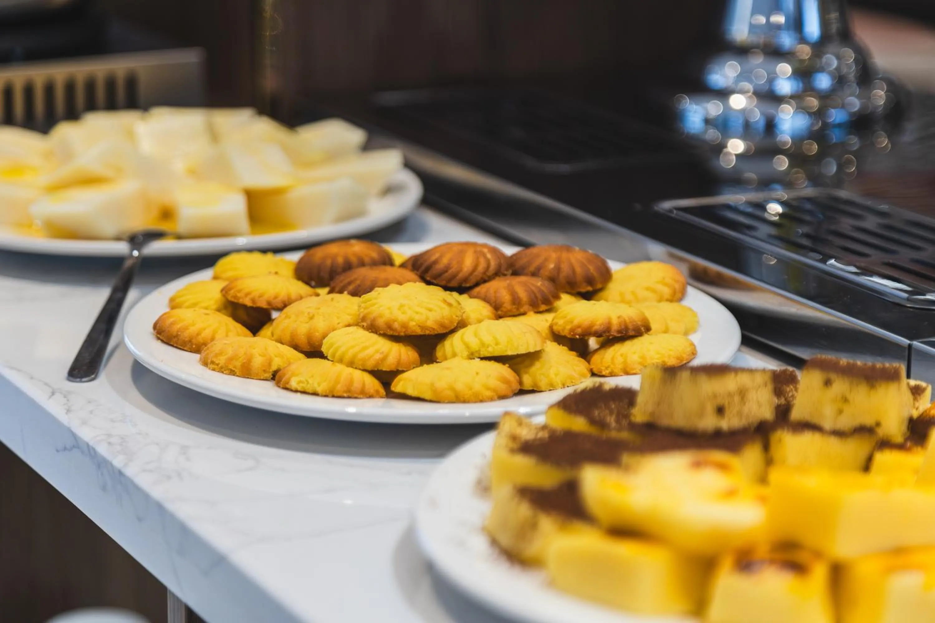 Sunrise Mountain View Resort