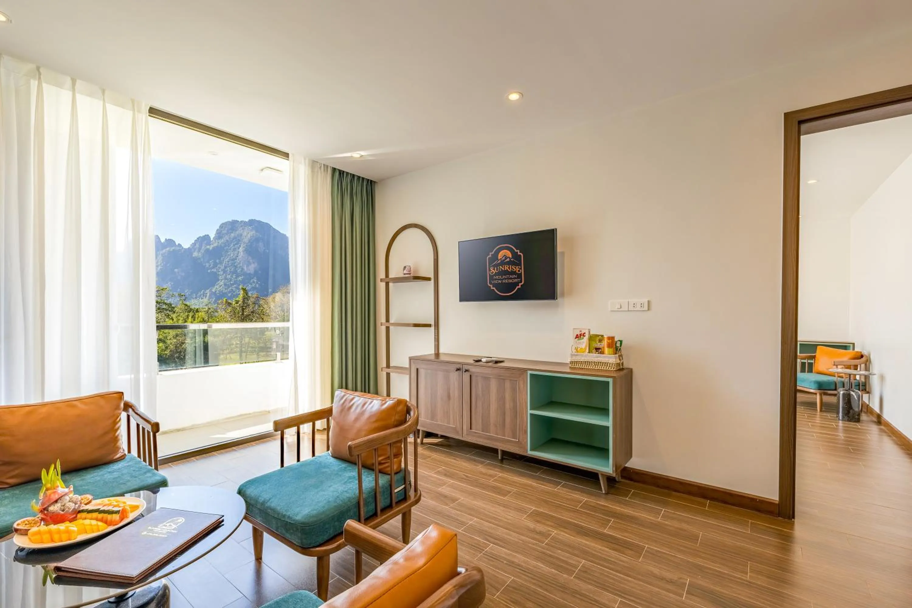 Sunrise Mountain View Resort