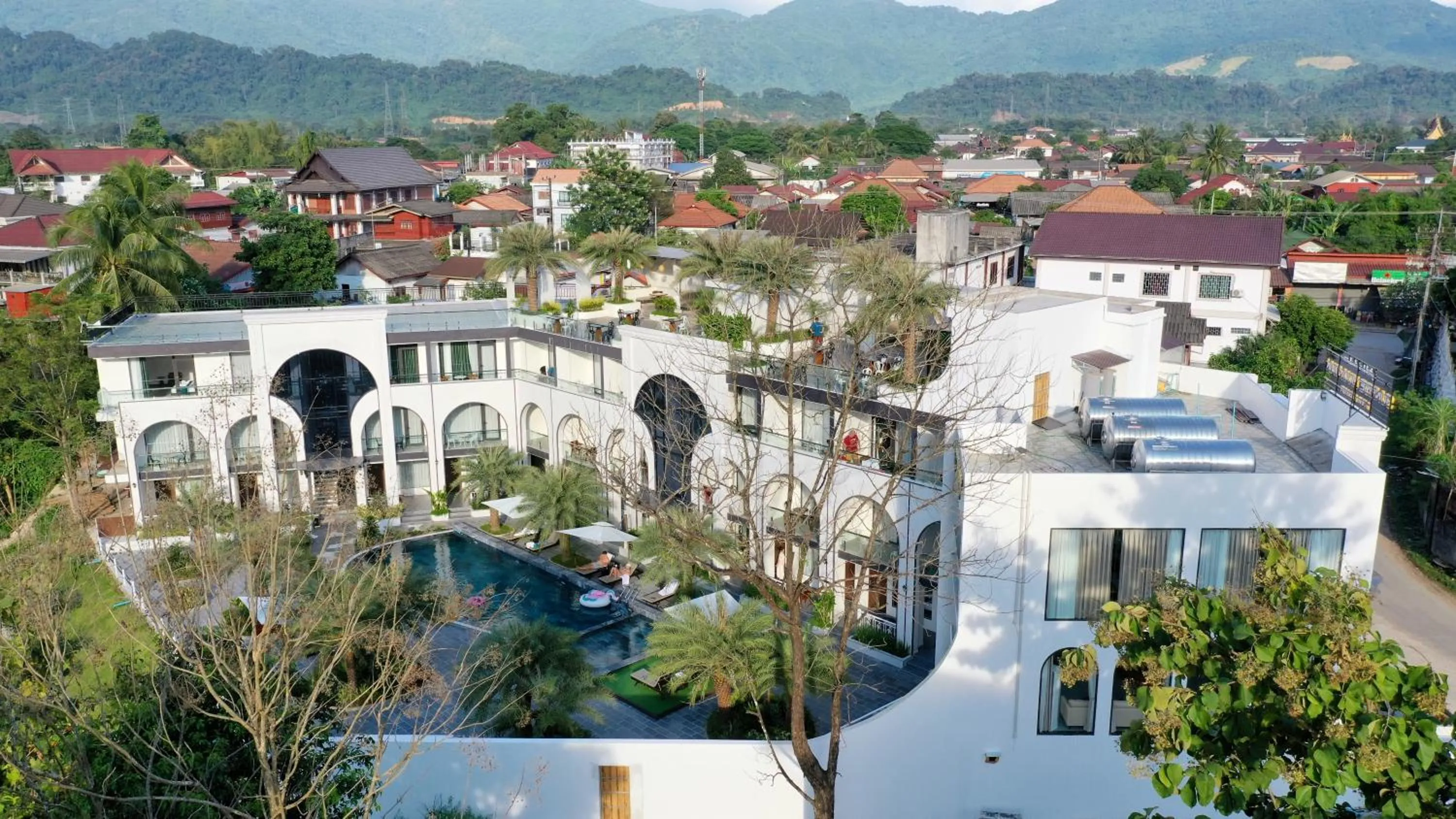 Property building in Sunrise Mountain View Resort