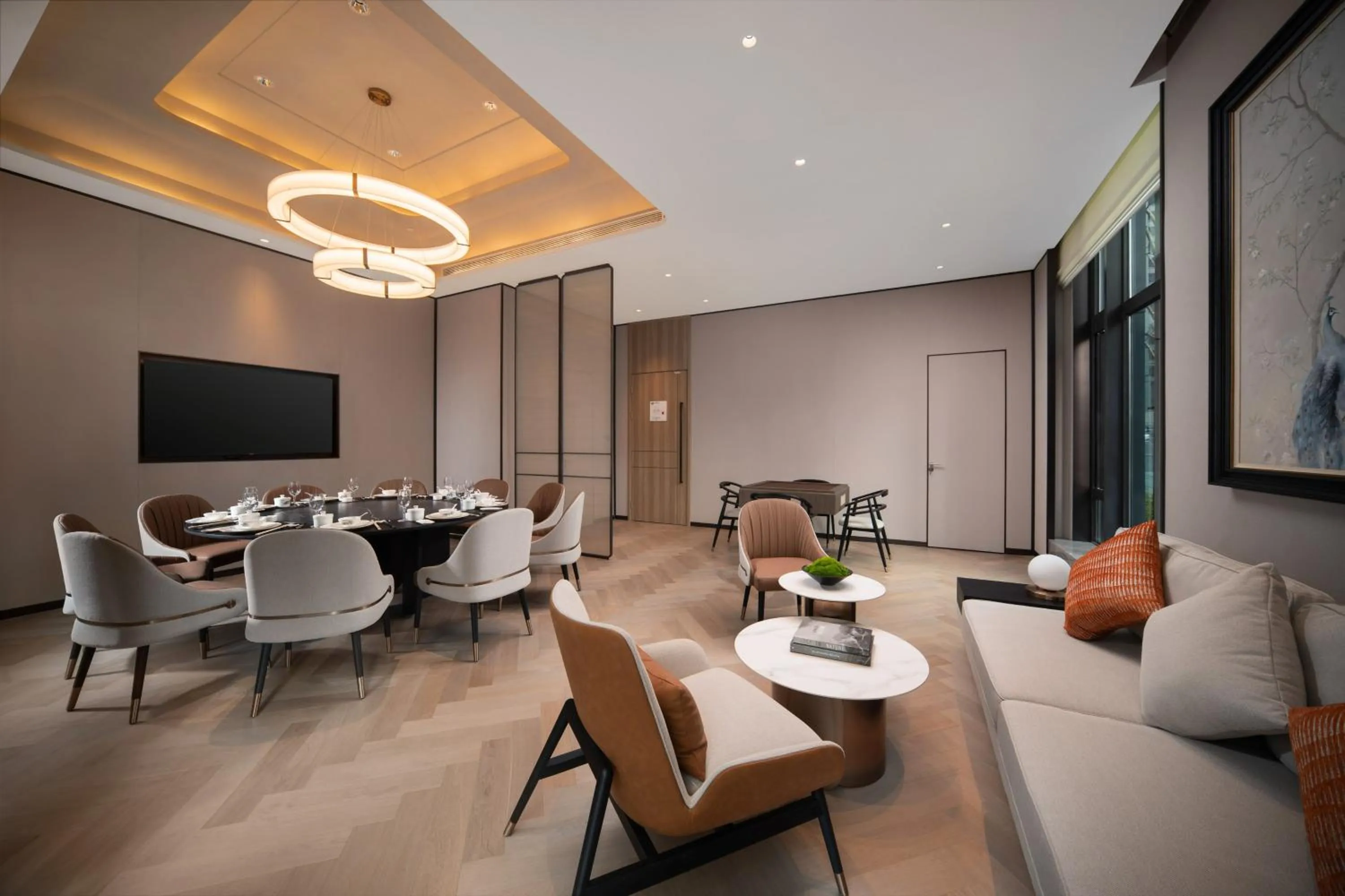 Restaurant/places to eat in Holiday Inn Express Chongqing Central Park by IHG