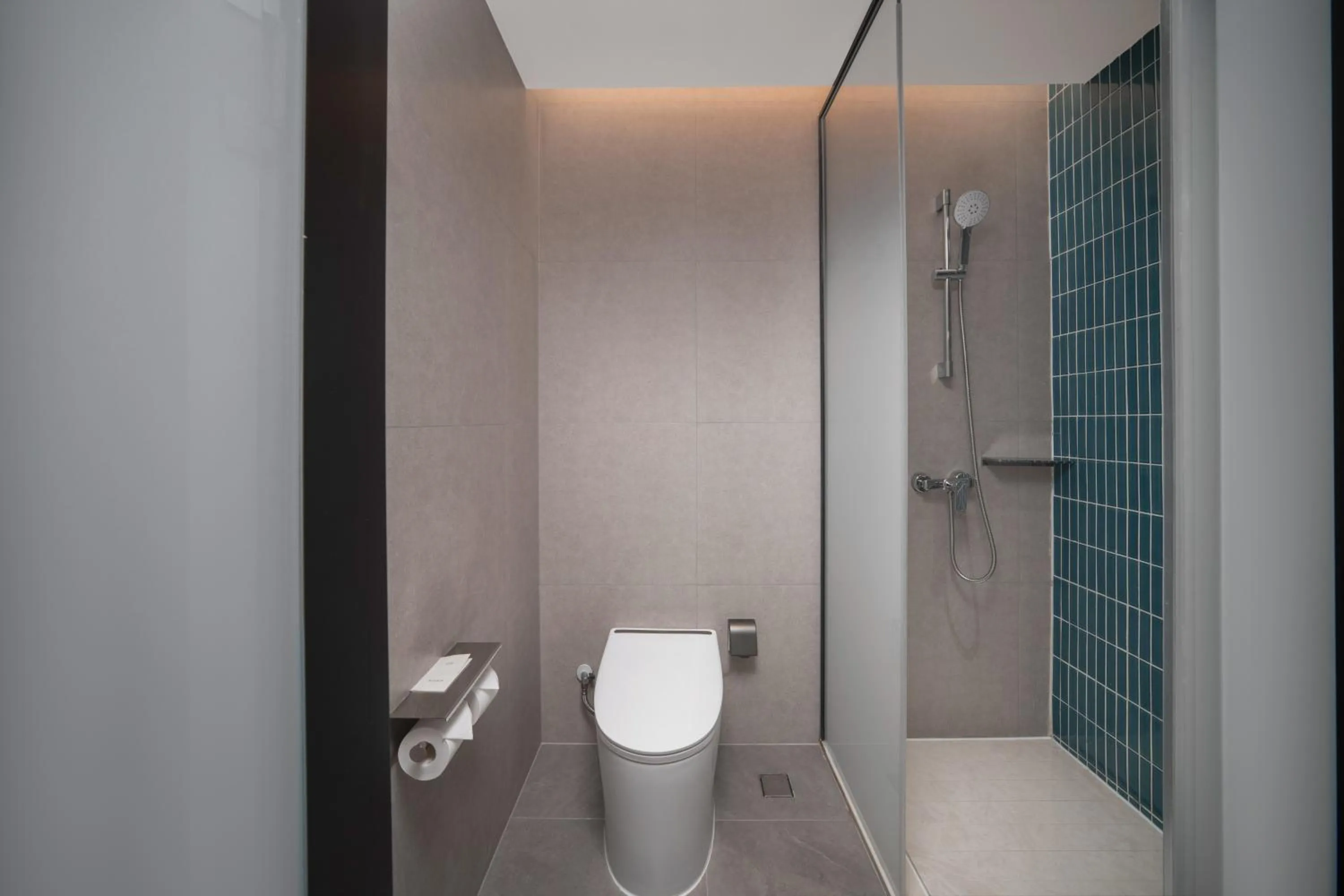 Bathroom in Holiday Inn Express Chongqing Central Park by IHG