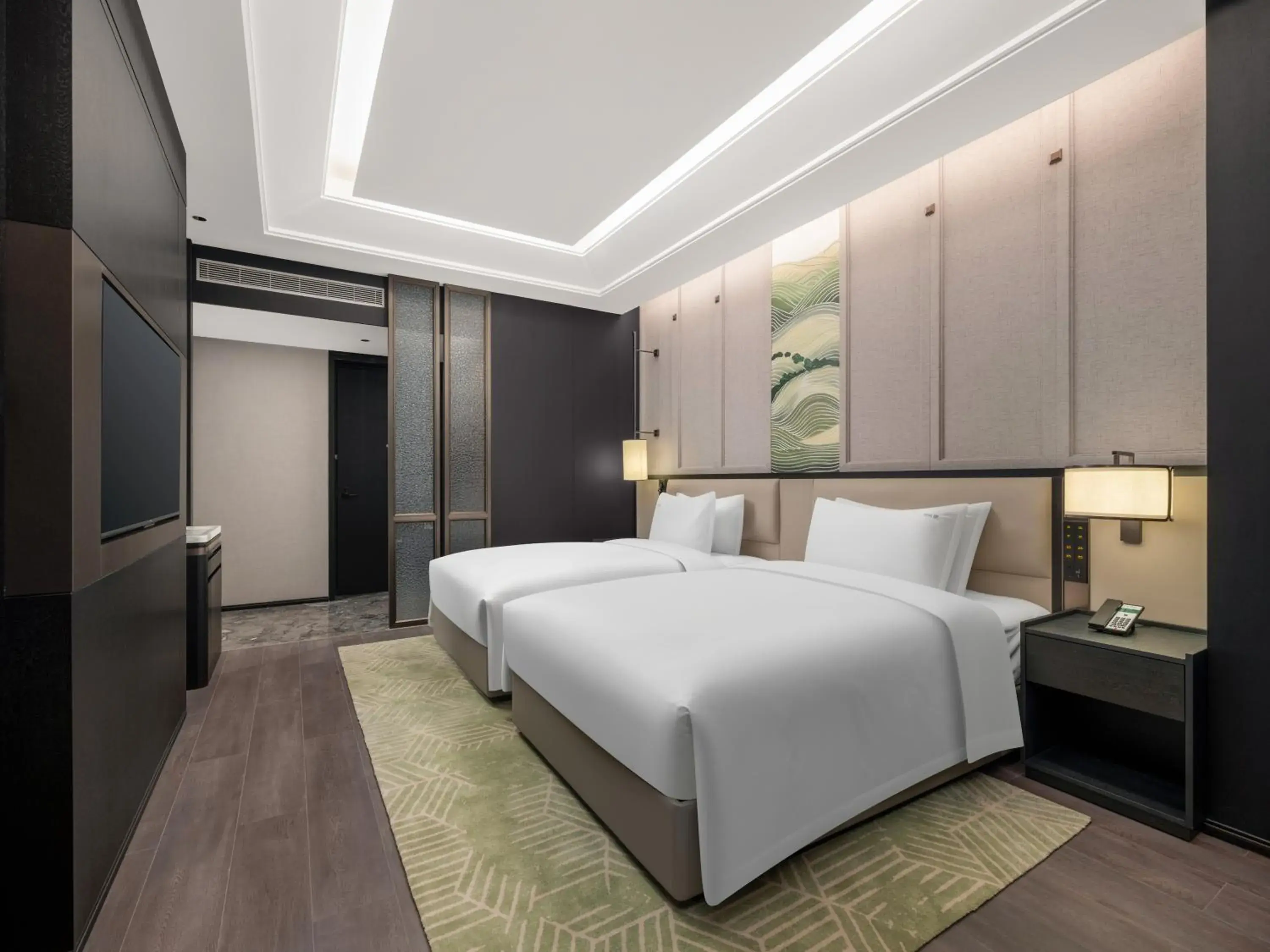 Premium Double Room with Two Double Beds in Holiday Inn Chongqing Shuangfu, an IHG Hotel Premium Double Room with Two Double Beds in Holiday Inn Chongqing Shuangfu, an IHG Hotel