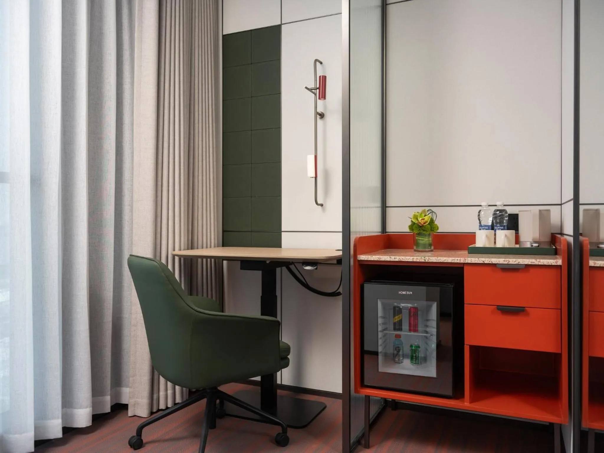 Photo of the whole room in EVEN Hotel Shanghai Jinqiao by IHG